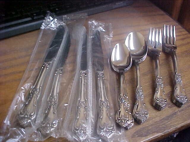 Wm A Rogers Oneida Premier Stainless PRESIDENT 20 Piece Service For 4 NEW