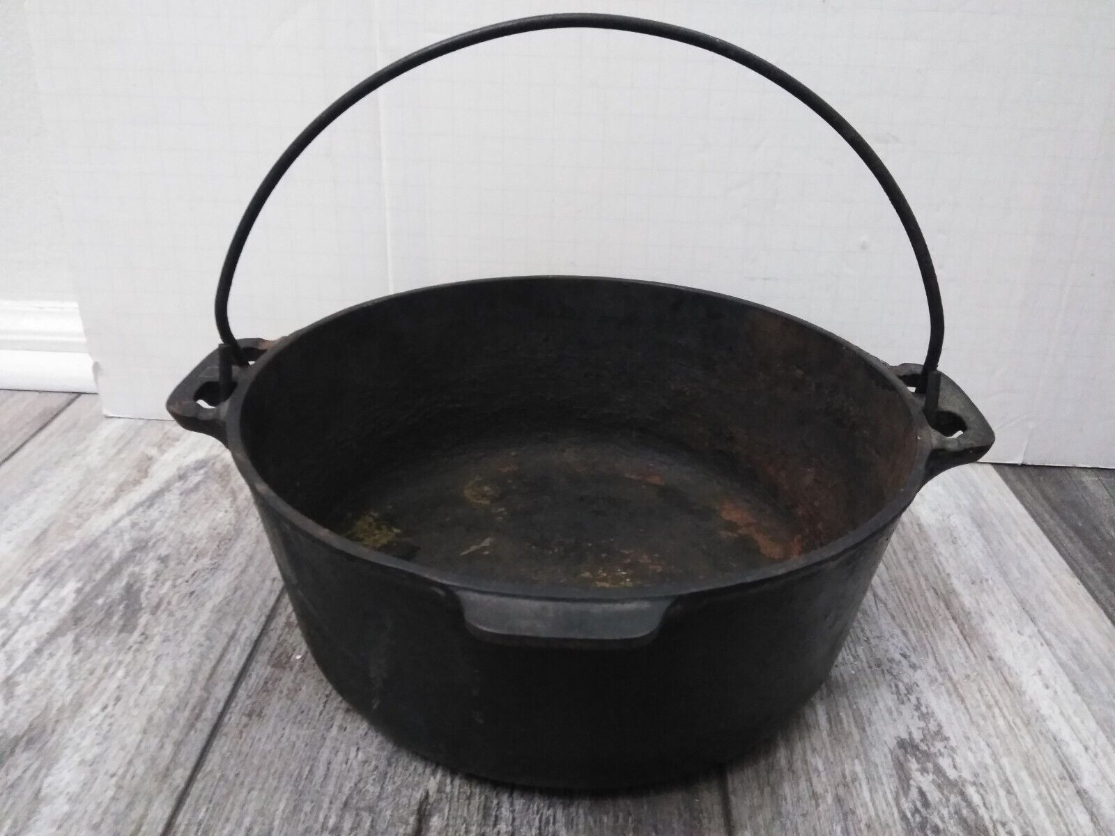 Antique #8 Griswold cast iron soup pot Tite-Top Dutch Oven ERIE PA (RESTORATION)