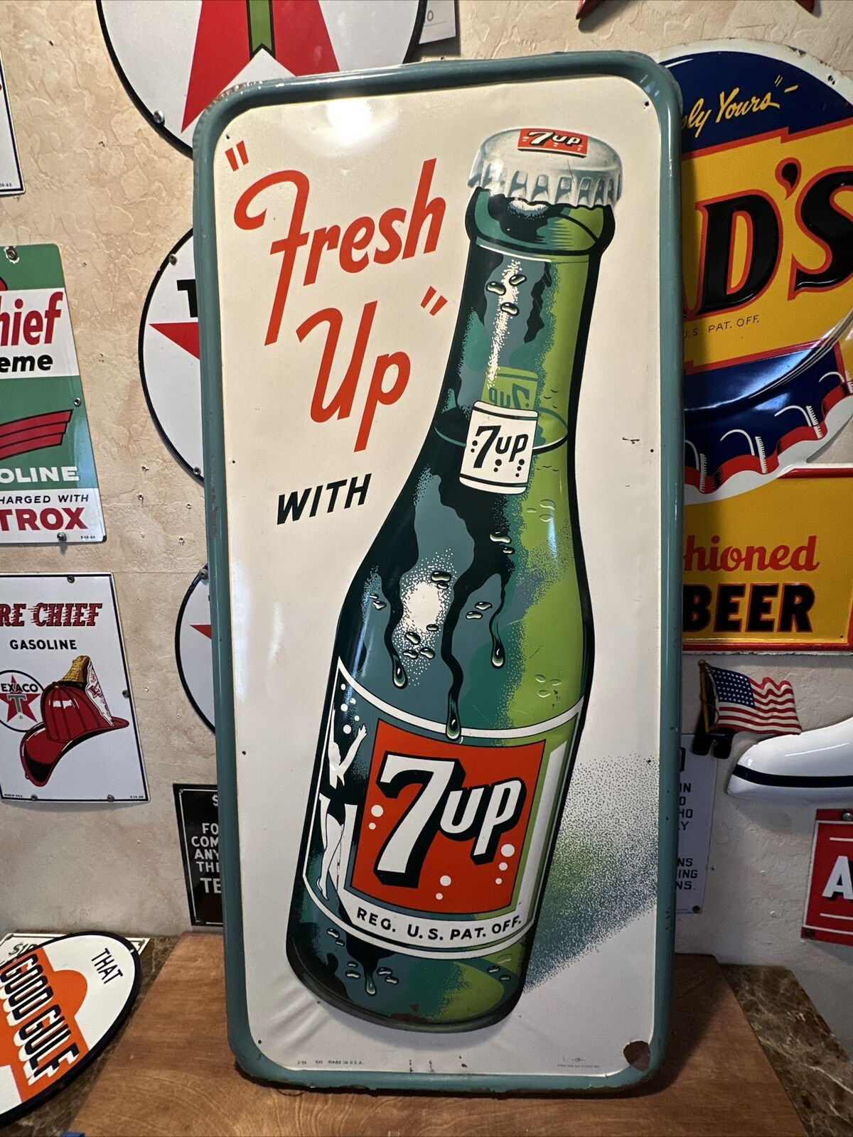 EMBOSSED LG. ORIGINAL ''FRESH UP'' WITH 7UP METAL SIGN 48X22 INCH 2-54