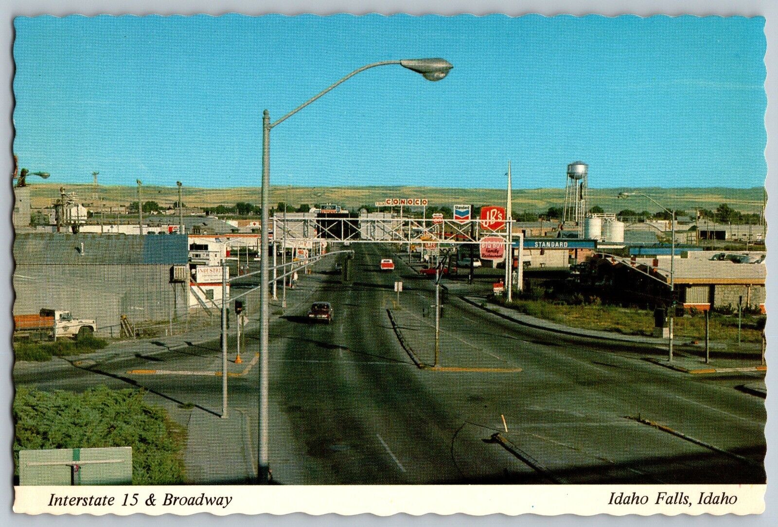 Idaho Falls, Idaho ID - Interstate 15 and Broadway - Vintage Postcard 4x6