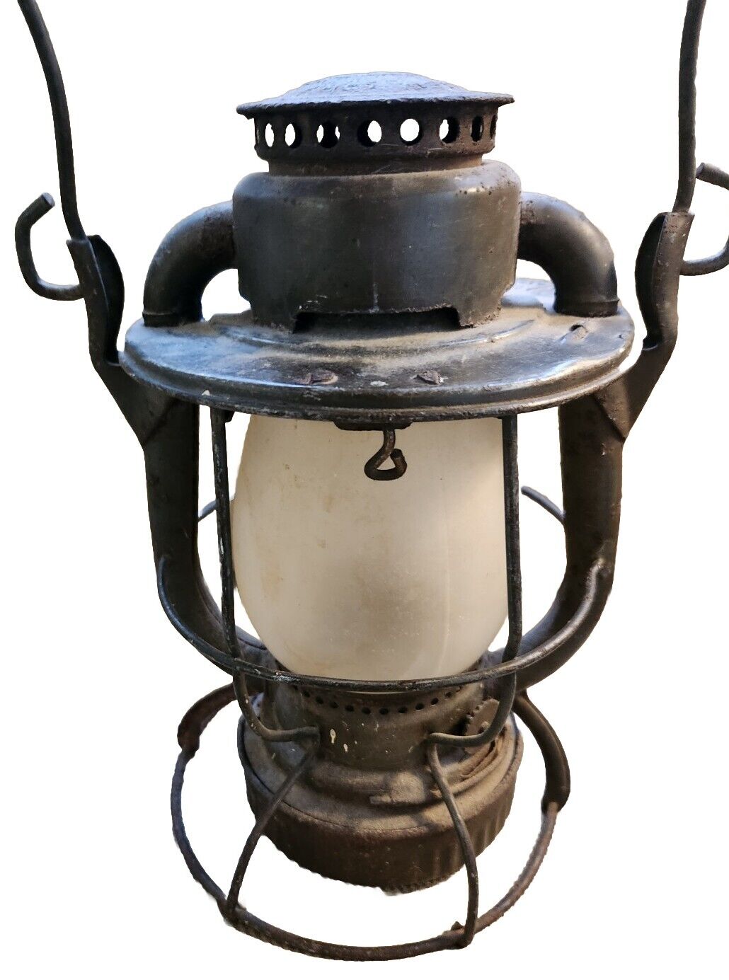 Rare DIETZ VESTA D.L. & W.R.R. Antique Railroad Lantern w/ Patina ~ Glass Globe