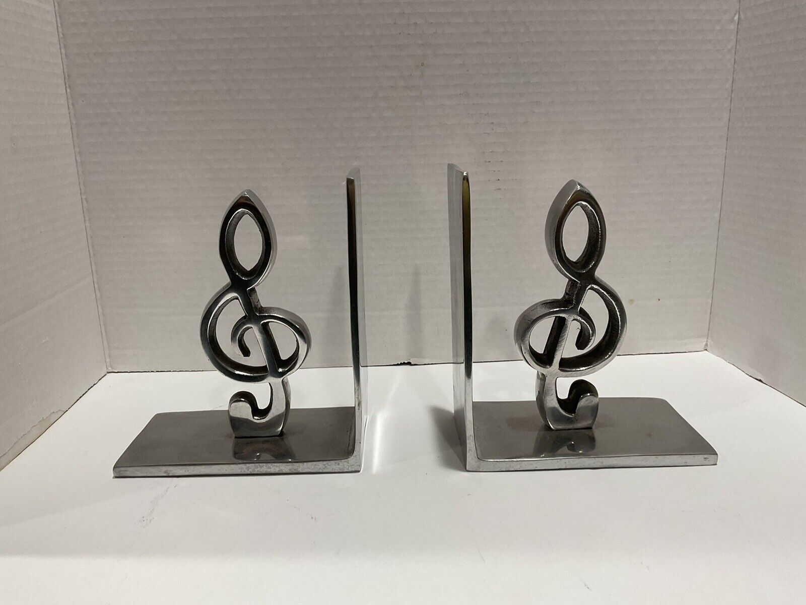 Aluminum Treble Clef Book Ends Music Books From Living Spaces 5x4- Set Of 2