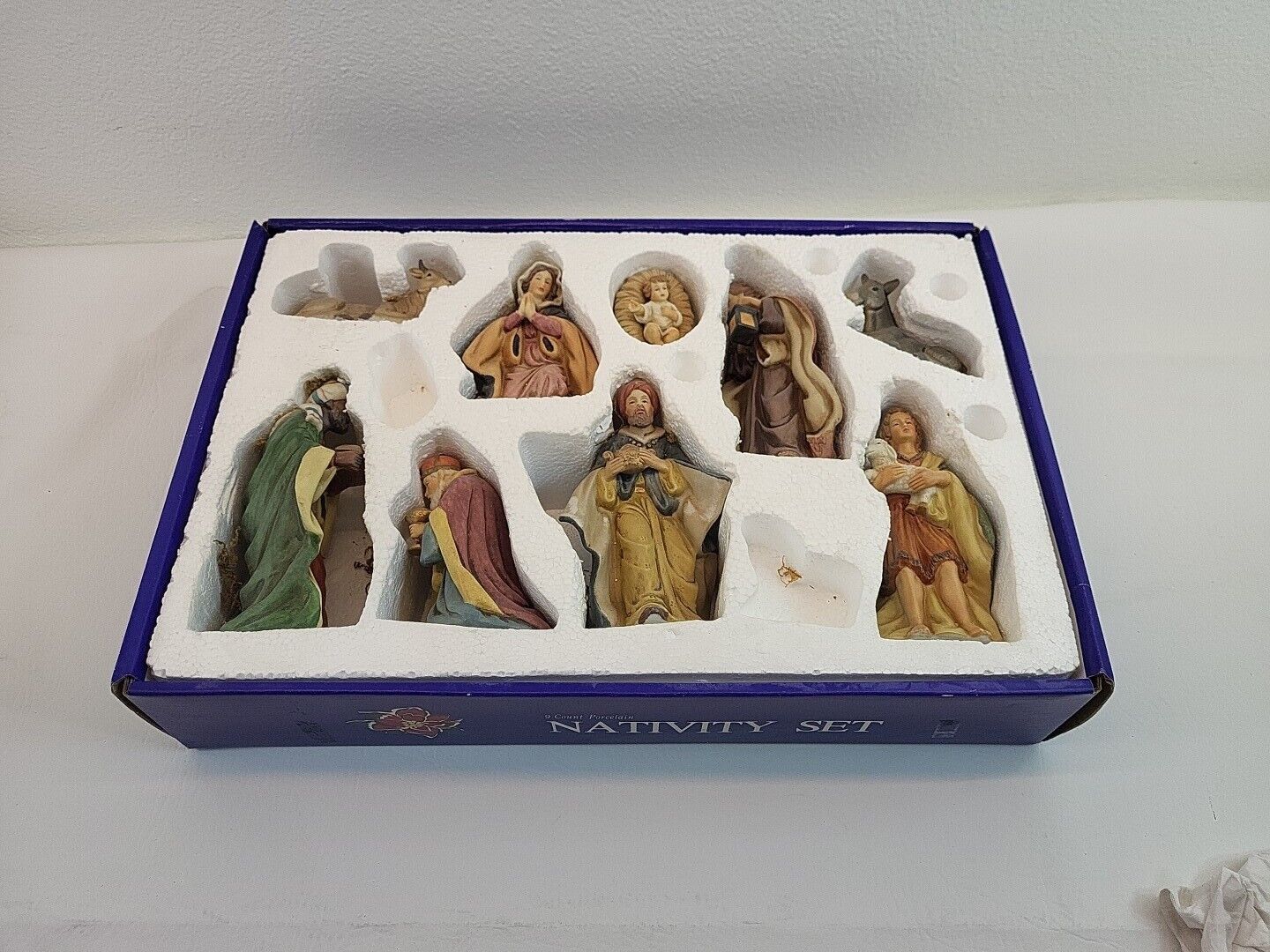 9 Piece Porcelain Nativity Set Christmas Christian Jesus Holidays 