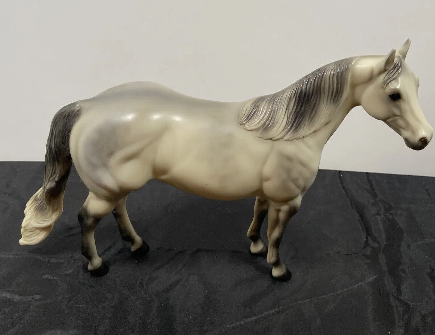 1999 Peter Stone Co. CMW Black Gray White Horse Stallion Model