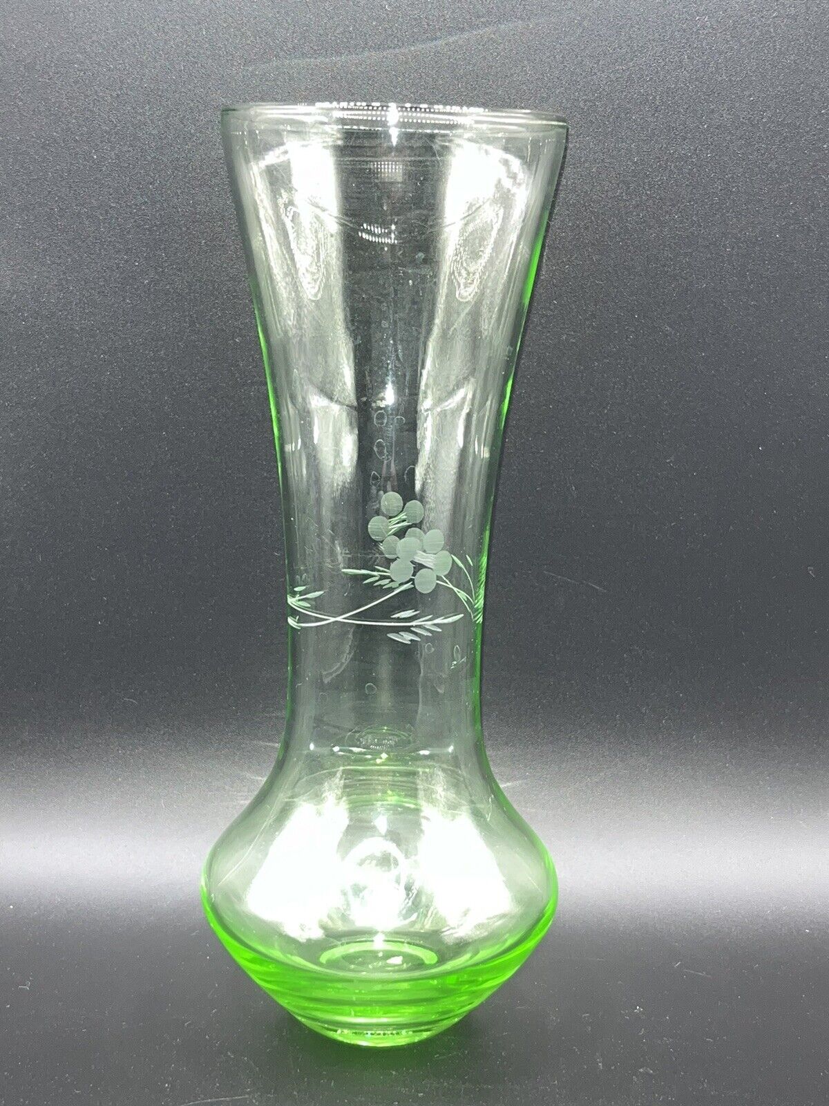 Vintage Etched Floral Green Depression Glass Bud Vase 7.5”