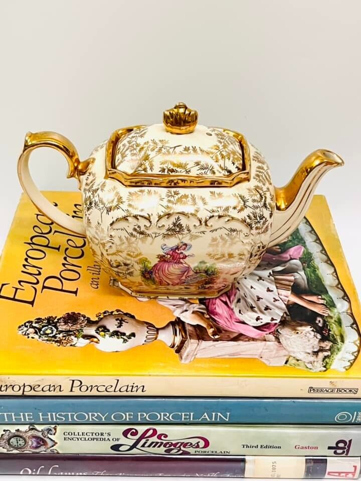 Vintage Sadler Cube Shaped Crinoline Lady Teapot, Gold Gilt, 4 cups