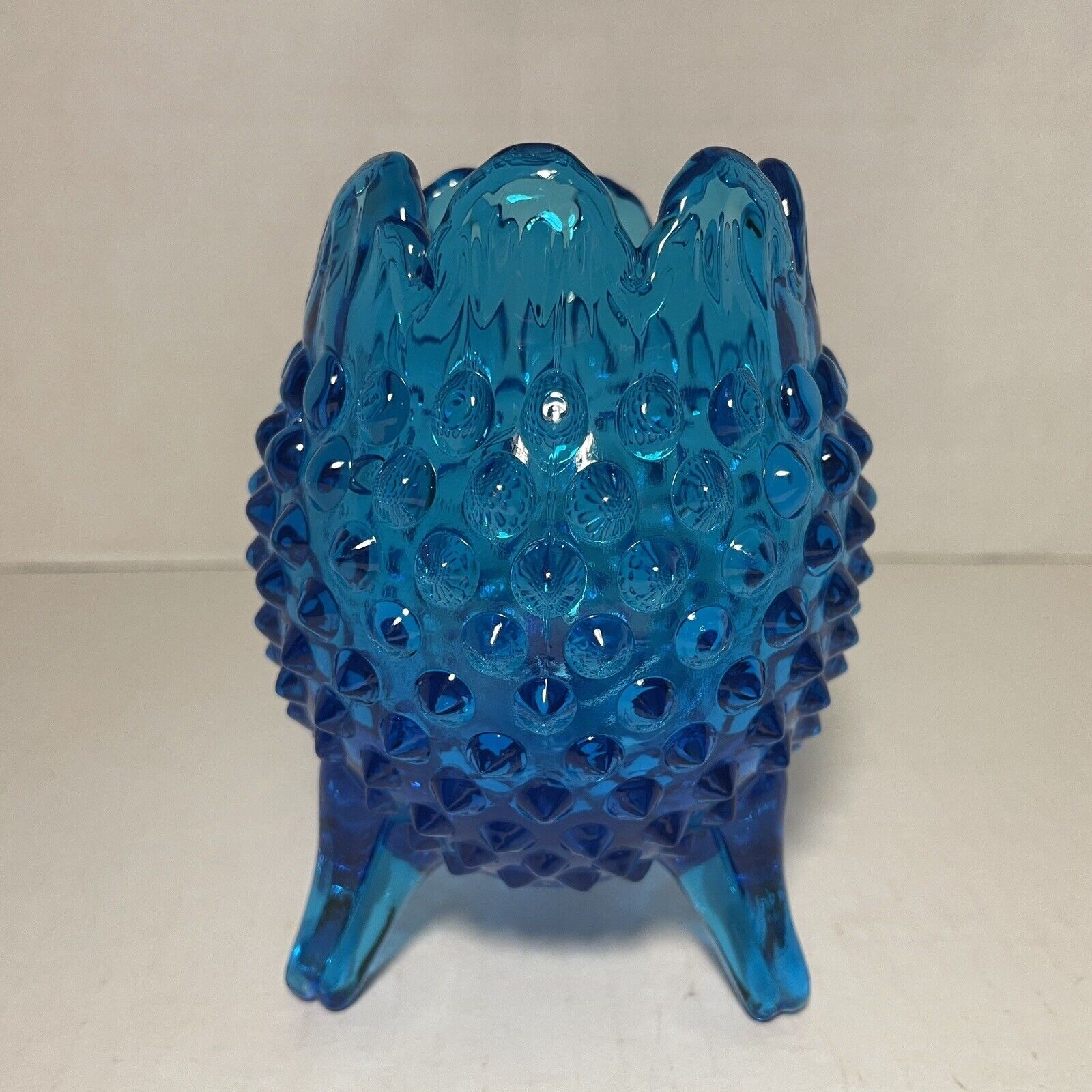 Vintage Aqua Blue Hobnail 3 Footed Egg-Shaped Vase Rose Bowl.