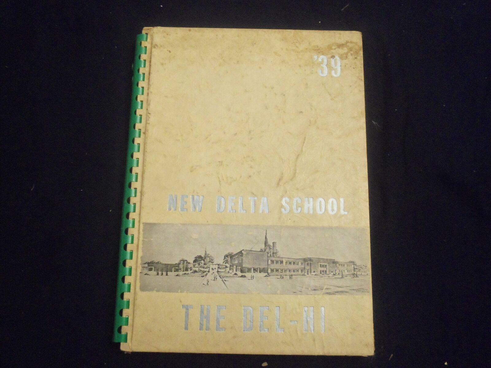 1939 THE DEL-HI DELTA HIGH SCHOOL YEARBOOK - DELTA, OHIO - YB 2749
