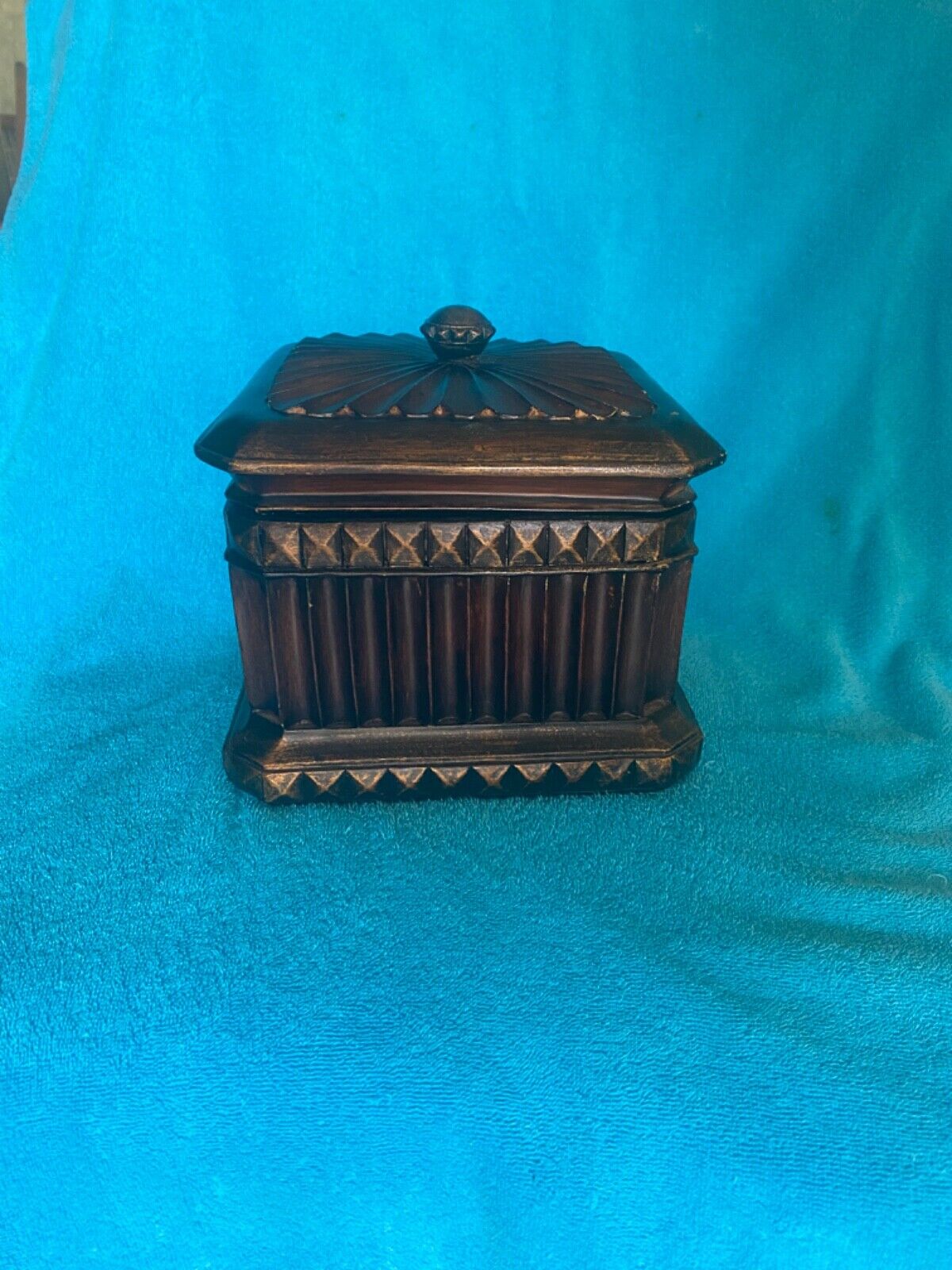 Chelsea House hand carved Mahogany Wooden, storage box, 8 in w x 6 in tall