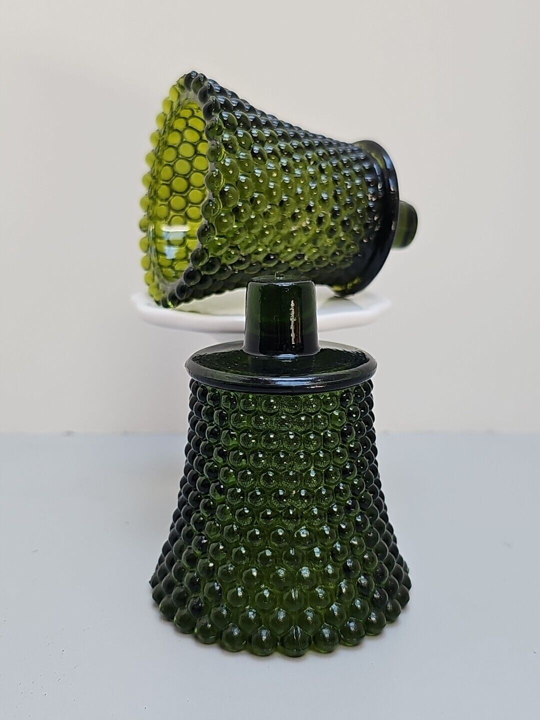 Pair Of Vintage Olive Green Hobnail Peg Candle Votive Candle Scone Holders 2