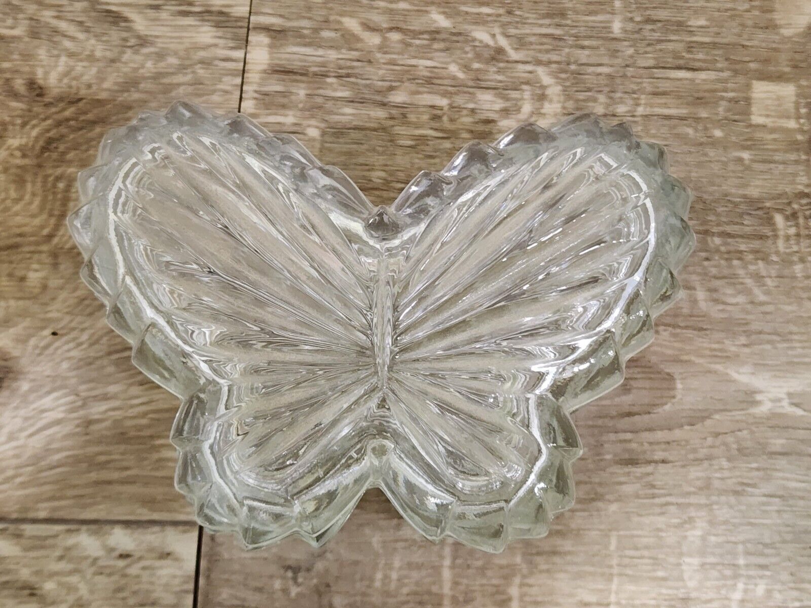 Vintage Glass Butterfly Trinket Dish Jewelry Holder Box w/Lid