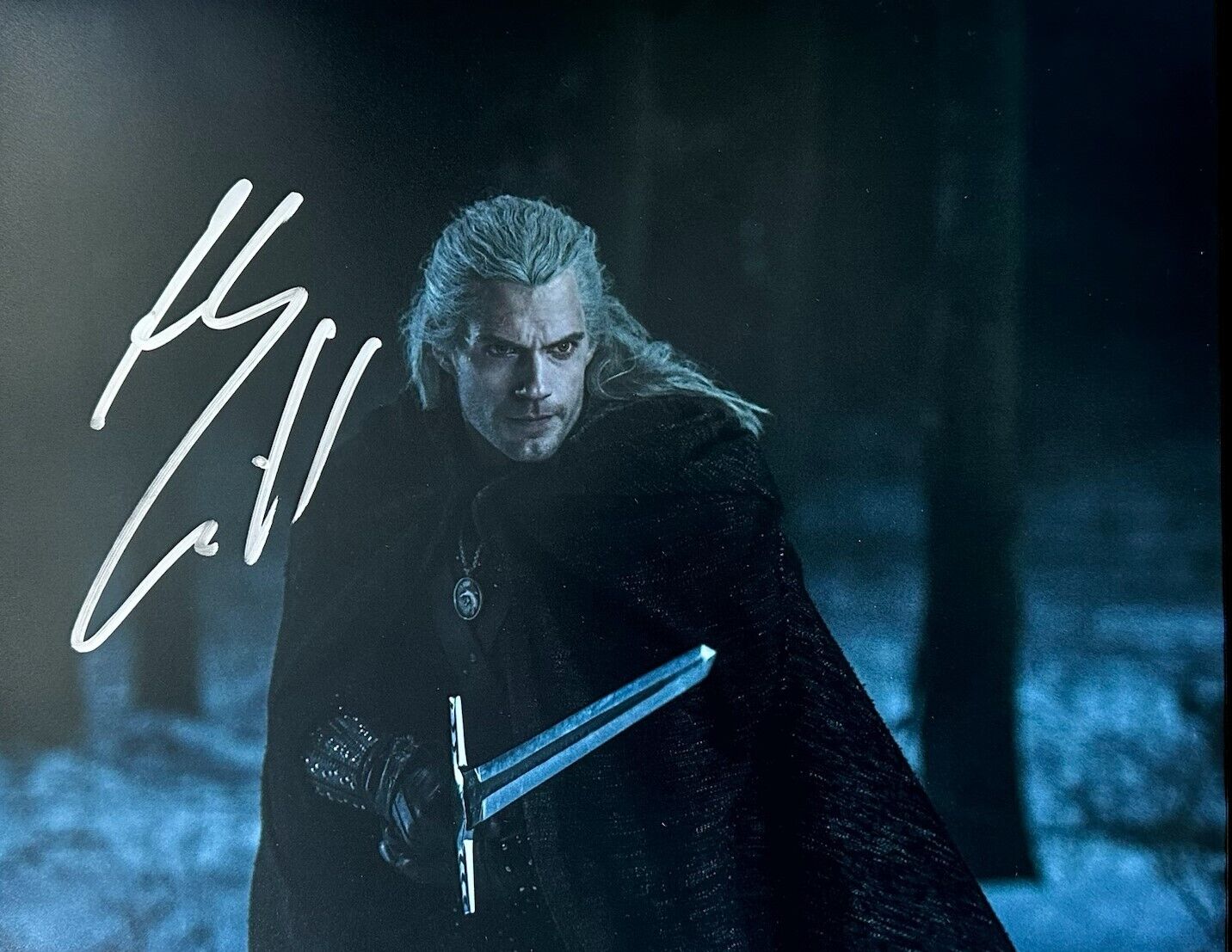 Henry Cavill THE WITCHER Signed 11x14 Photo OnlineCOA AFTAL #12