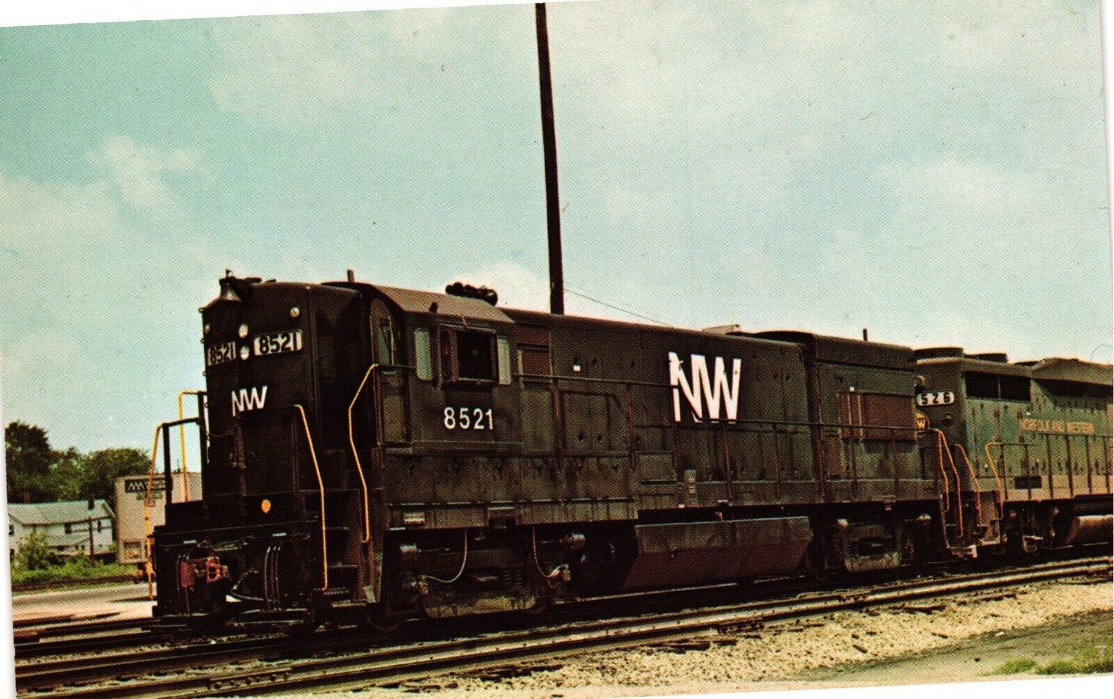 Vintage Postcard - Norfolk & Western 8521 General Electric U30B Locomotive