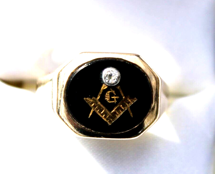 Vintage 10K Yellow Gold Men\'s Masonic Ring Onyx Diamond Size 11 6.39 Grams
