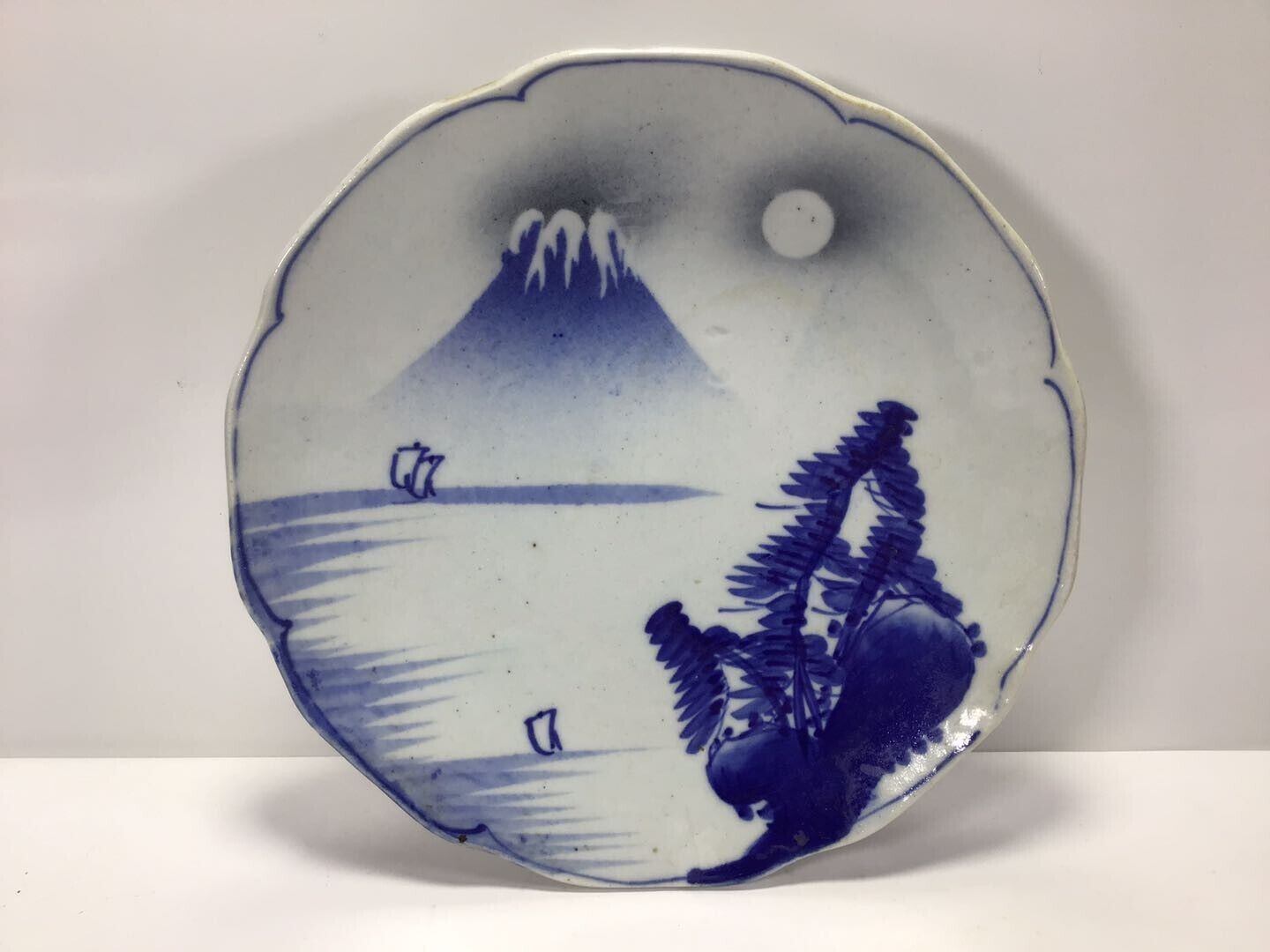 V95 Vintage Japanese Antique Circa 18th Century Blue & White Porcelain Plate