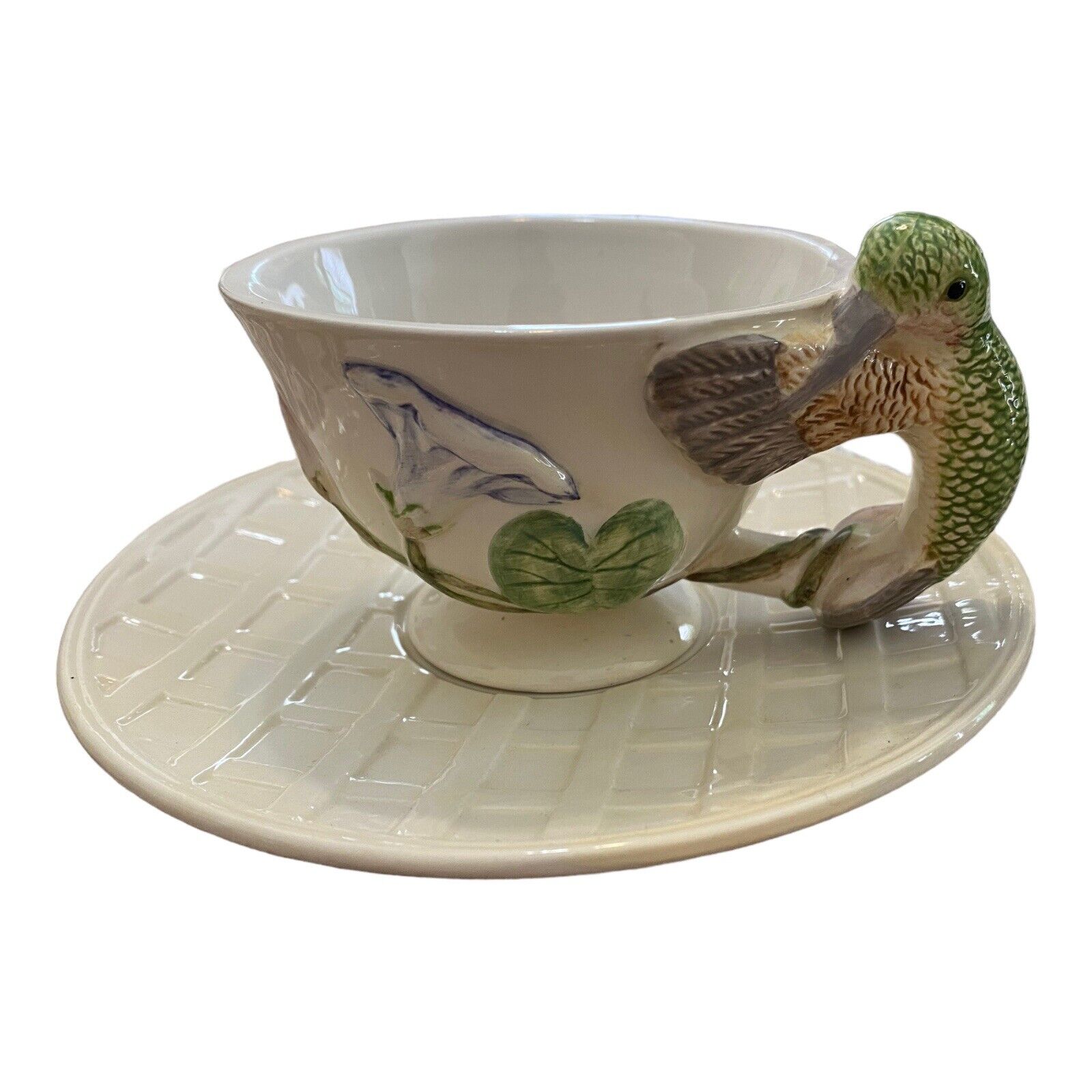VTG Home Presents Porcelain Green Hummingbird Handled Tea Coffee Cup & Saucer