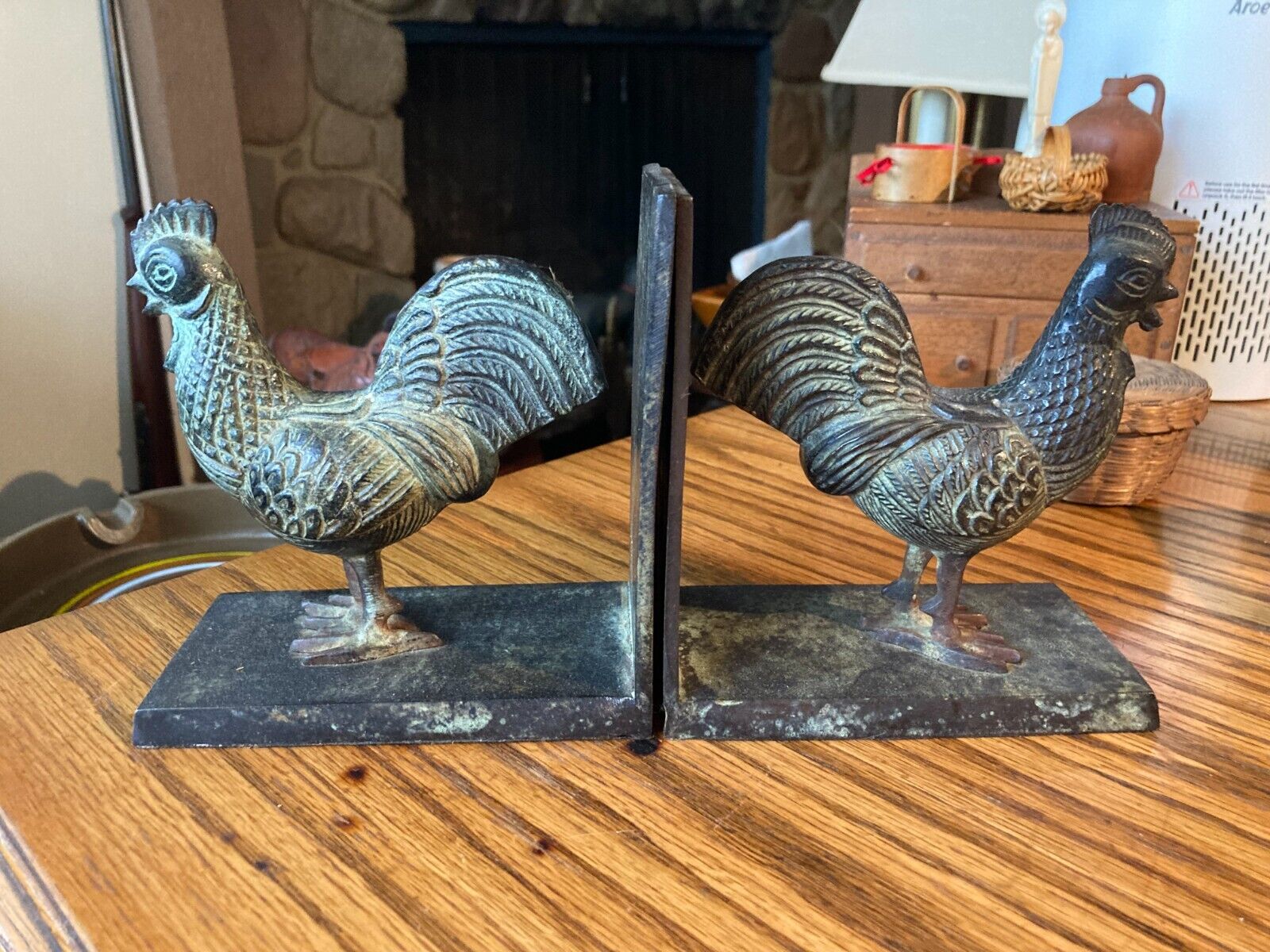 PAIR OF VERY NICE BRONZE STANDING ROOSTER BOOKENDS