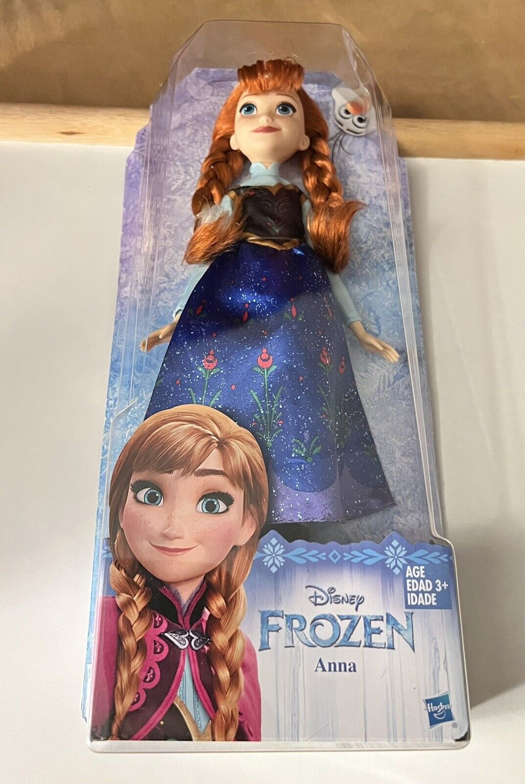 NIB Disney Frozen Anna doll Hasbro Includes Shoes, Doll & Outfit