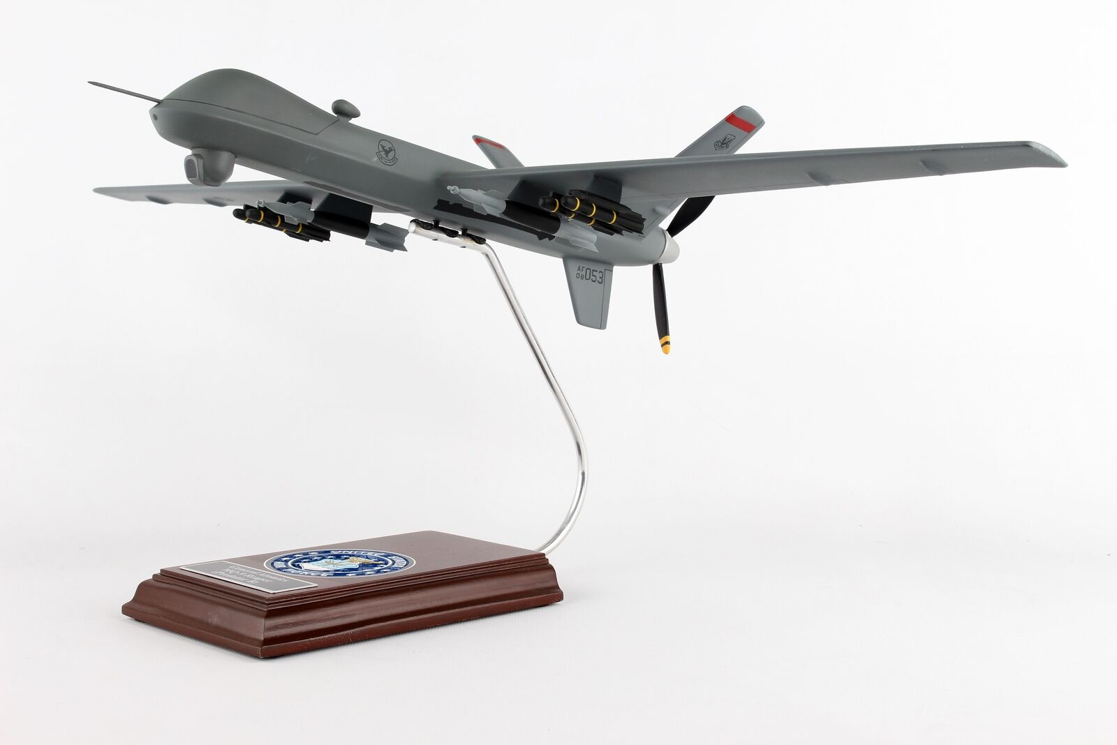 USAF General Atomics MQ-1 Reaper Drone Holloman AFB Desk Top UAV 1/32 ES Model