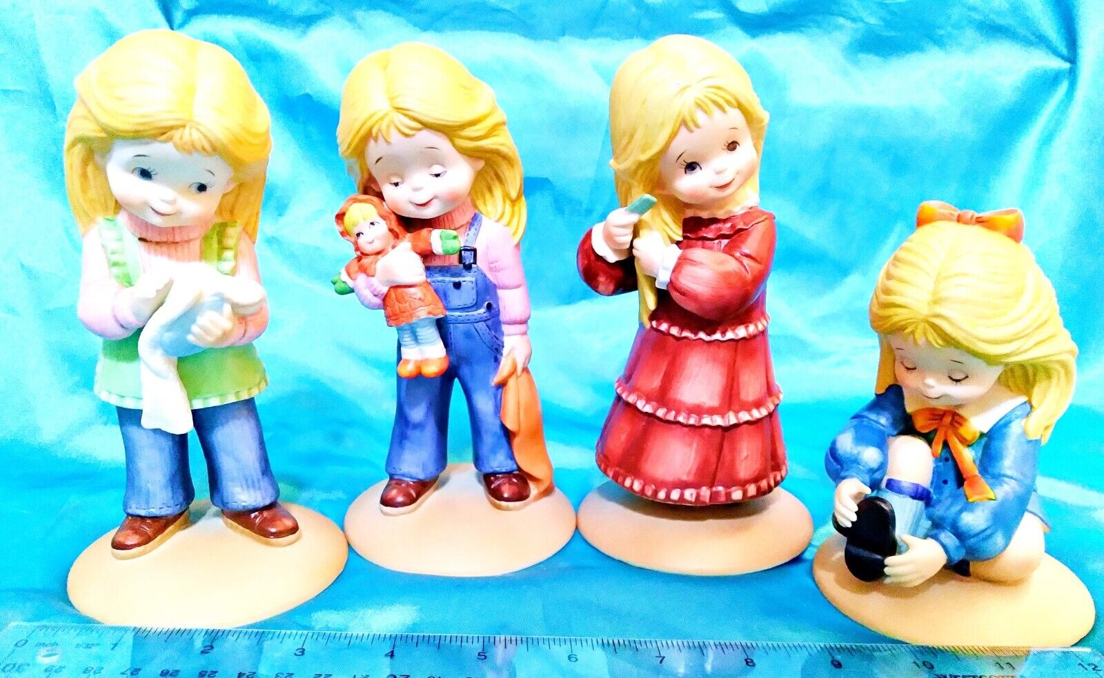 Set of 4 - Dorothy's Day Figurines HELPING MOMMY BY MYSELF BEST FRIENDS NEW DAY