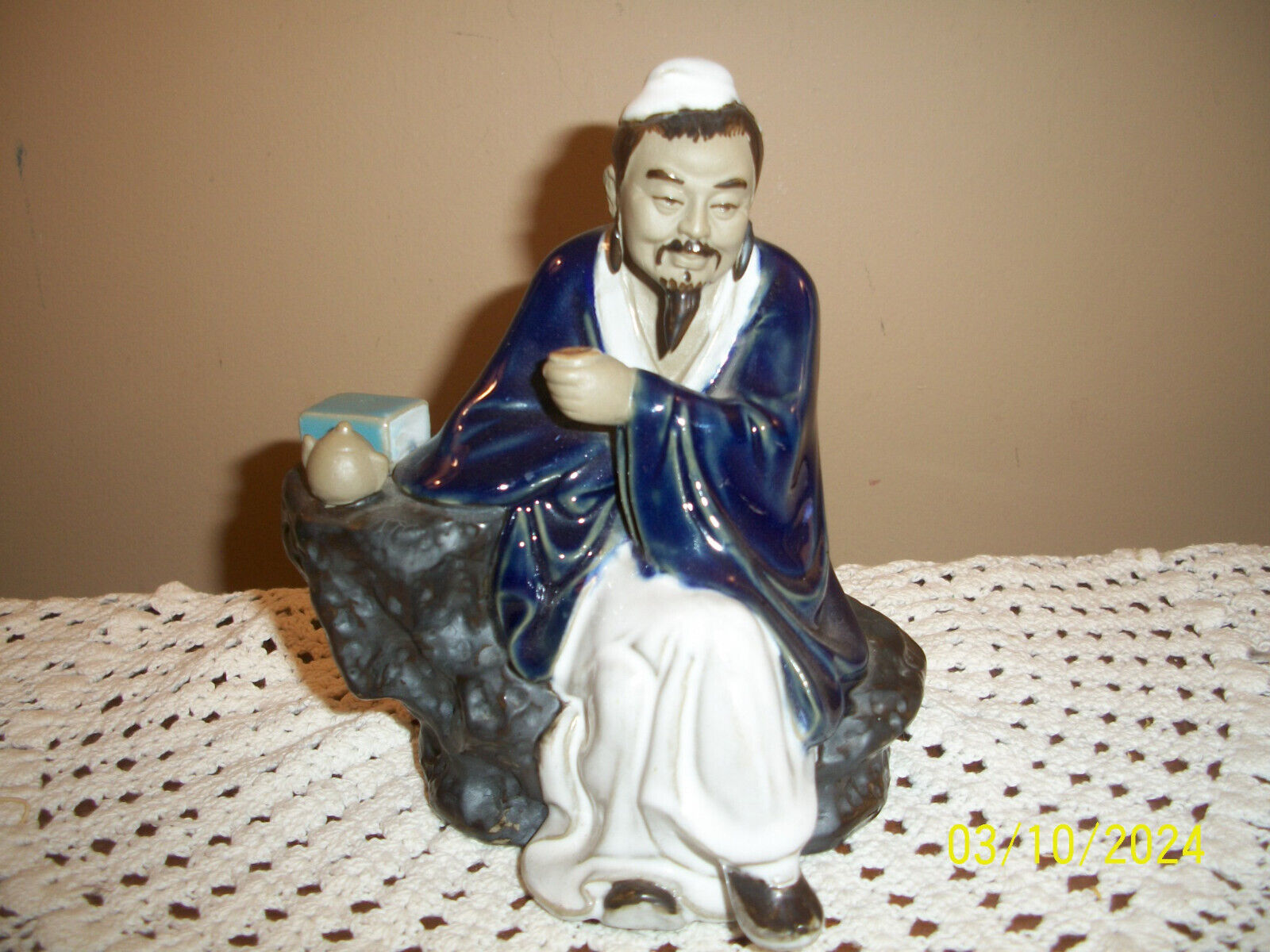 Vintage Chinese Mudman Mud Men Pottery Figure Man with Cup 6.5\