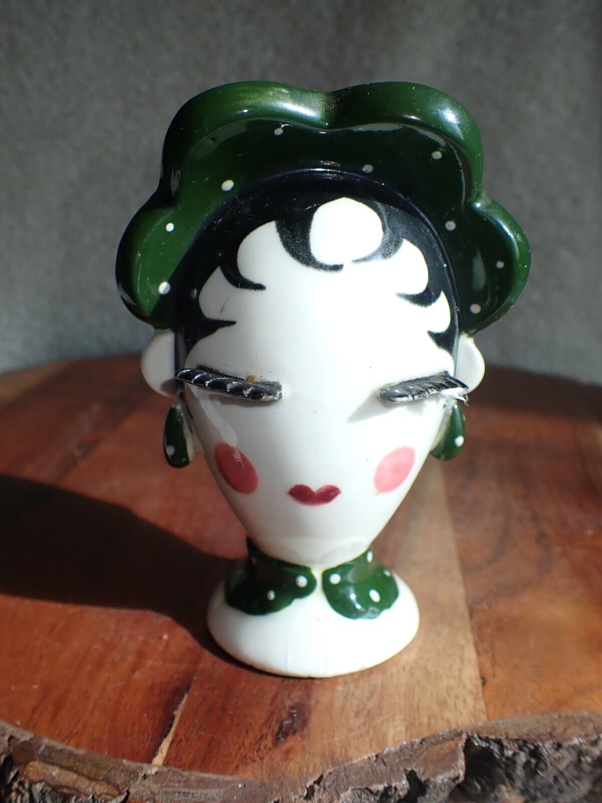 Vintage Betty Lou Nichols Egg Head Vase 4 1/4\