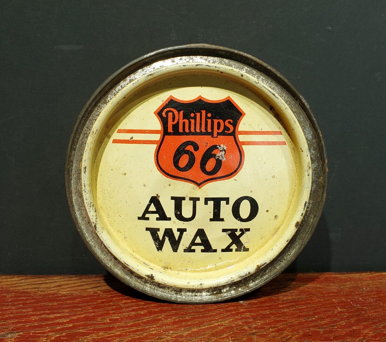 NICE 1930s Phillips 66 Auto Wax Tin