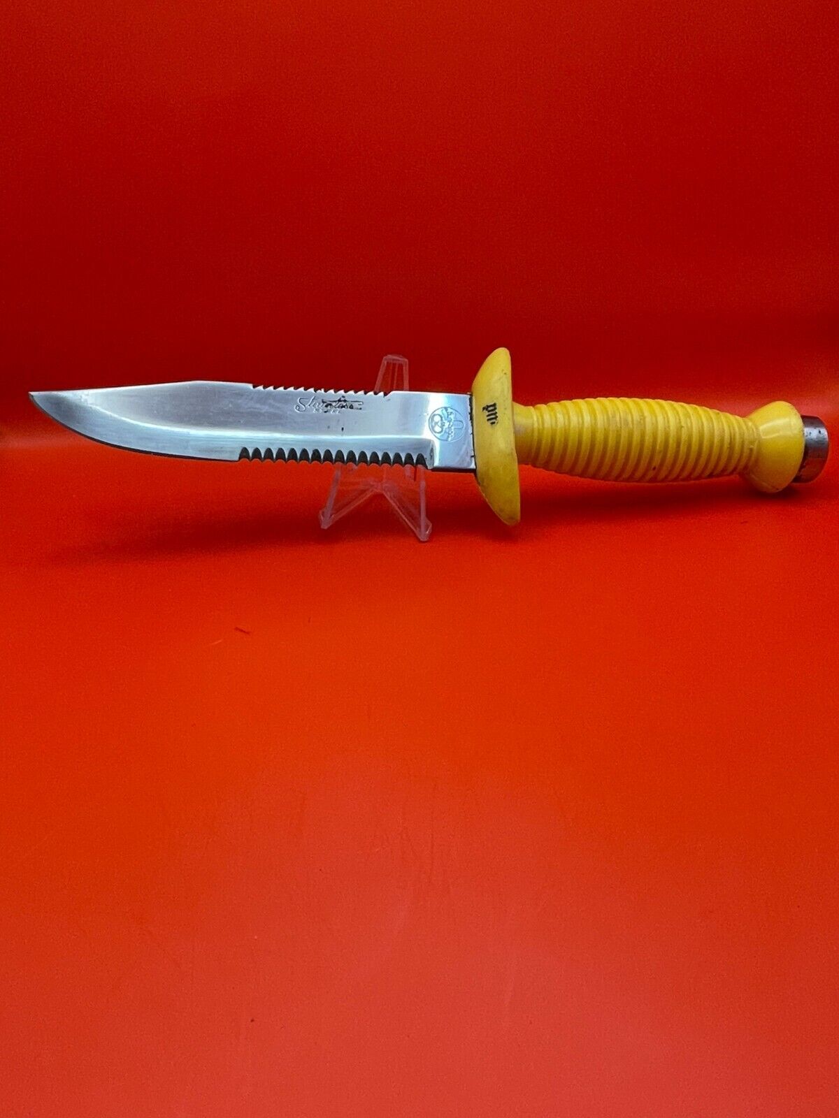 VINTAGE AQUA LUNG DIVING KNIFE YELLOW HANDLE SERRATED AND SAW - 