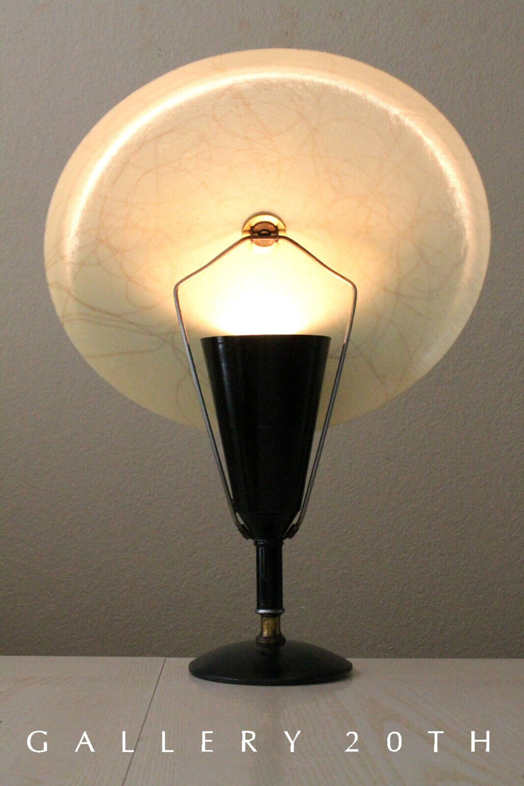MID CENTURY MODERN FIBERGLASS REFLECTOR DESK LAMP BILL LAM STUDIO 1950s