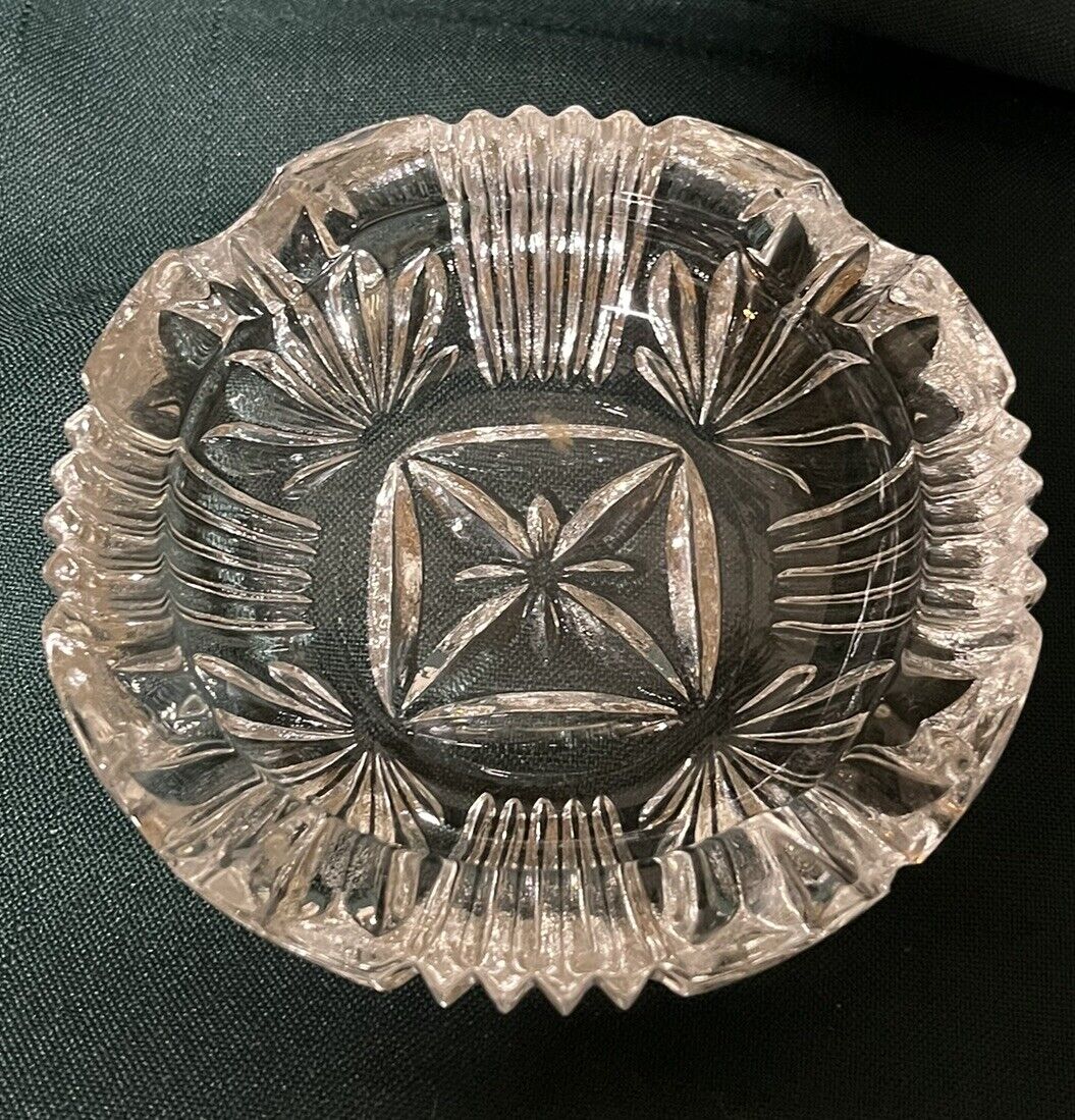 Vintage Federal Glass Georgetown Clear Ashtray 4\
