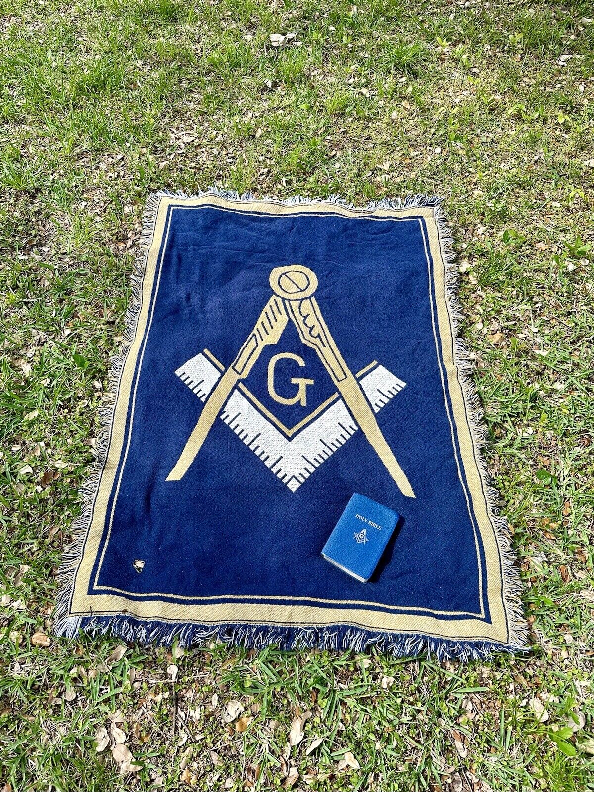 Vintage Freemason Masonic Blanket RUG 69 x 49” & Book Authentic Official Issued