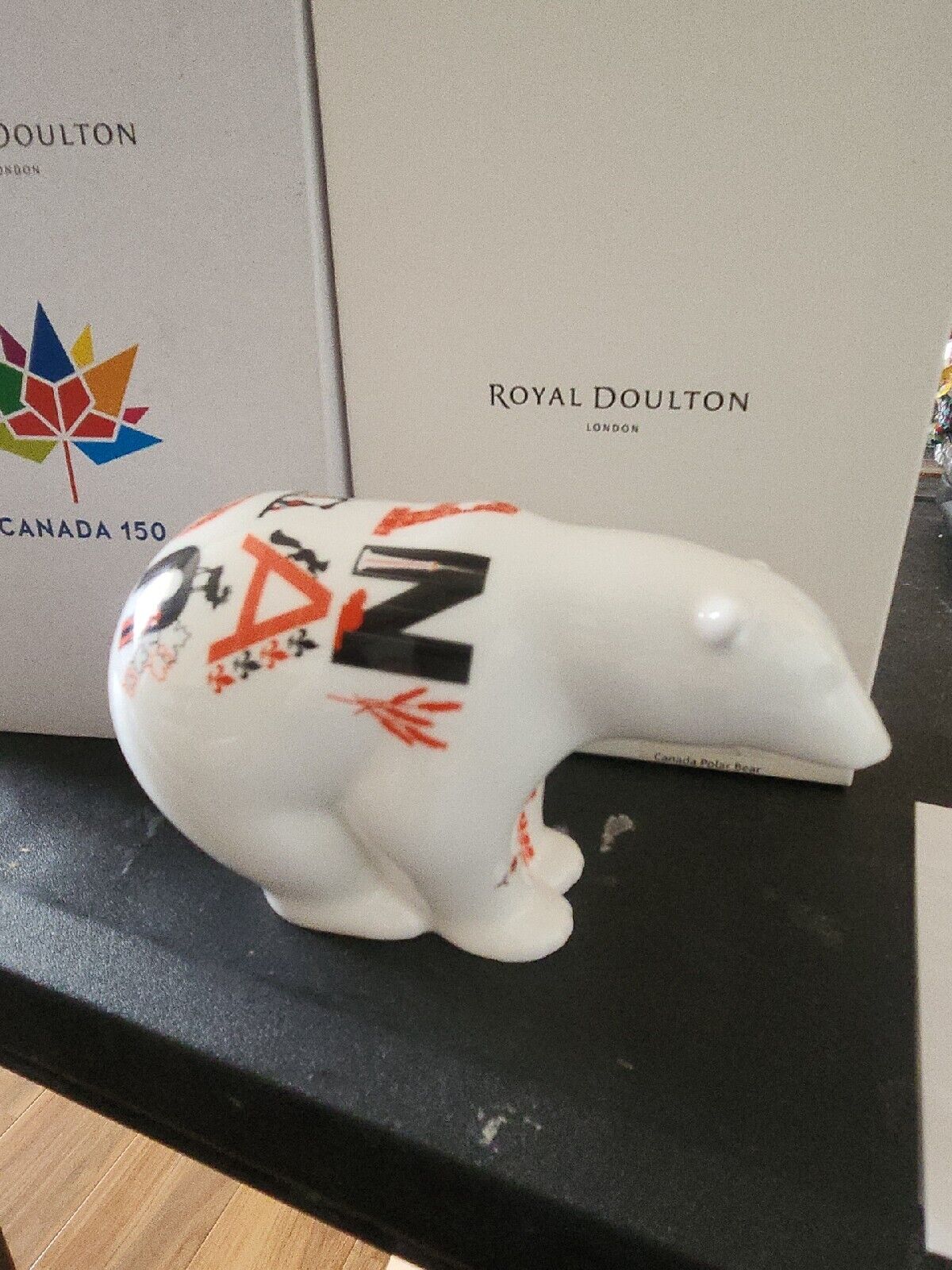 2017 Royal Doulton Polar Bear Canadian 150th Anniversary Figurine 1618/2000