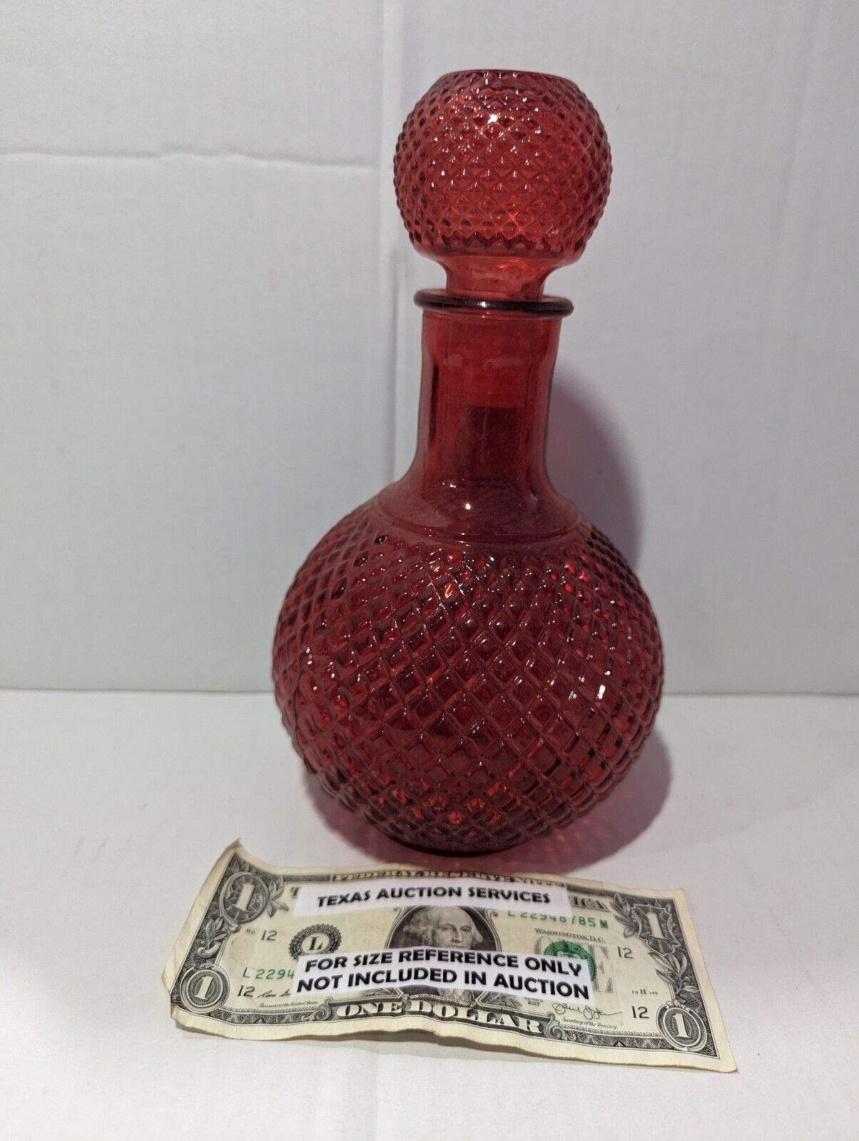 $10 New RED Liquor Bottle Decanter with Stopper Glass (round shape w/neck)