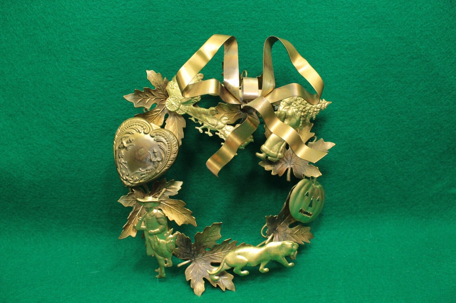 Vintage 90s Petite Dresden All Occasions Holiday Brass Vintage Wreath 6\