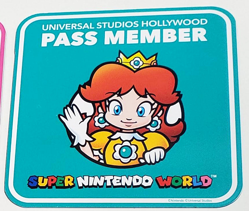 New Princess Daisy Magnet Universal Studios Hollywood 2023 (Aftermarket)