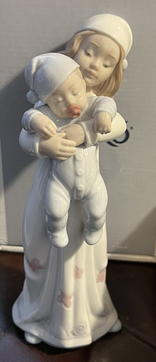 Lladro 8019 Going To Bed Original Grey Box Glossy Mint Condition L@@K