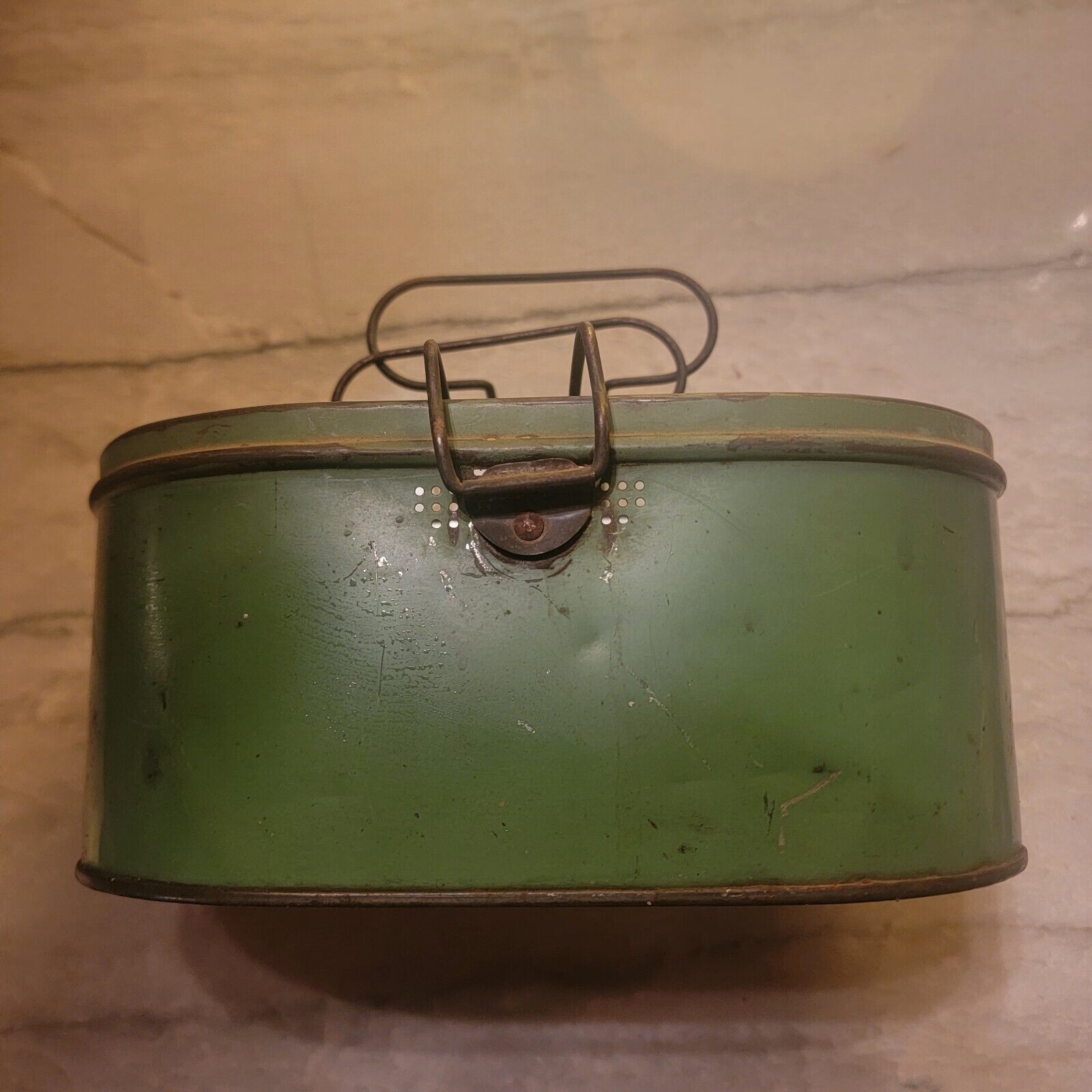 Vintage Handy Oval Lunch Box, Patent No. 1737249 1930's Lunch Box, Green Color
