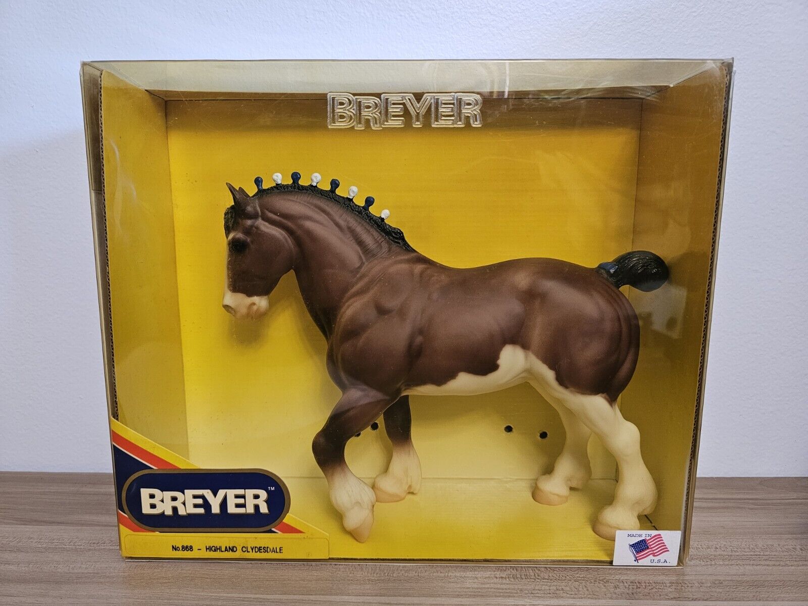 Breyer 868 Highland Clydesdale Stallion Horse Pink Hooves Muzzle Blue White 
