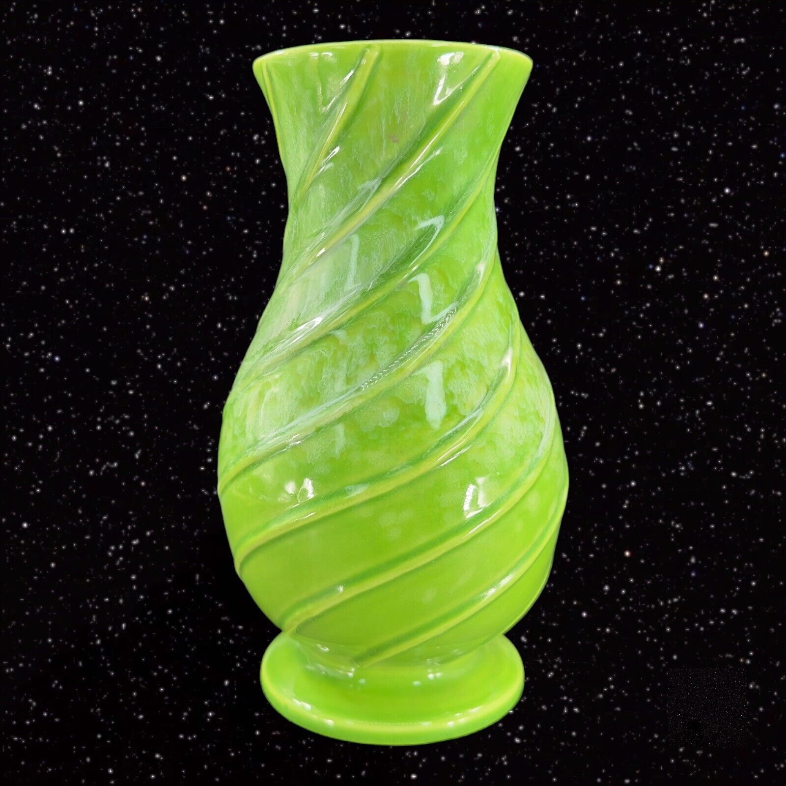 Haeger Dundee Ceramic Pottery Vase White Green Swirls Glaze Vase Marked 8”T 3.5”
