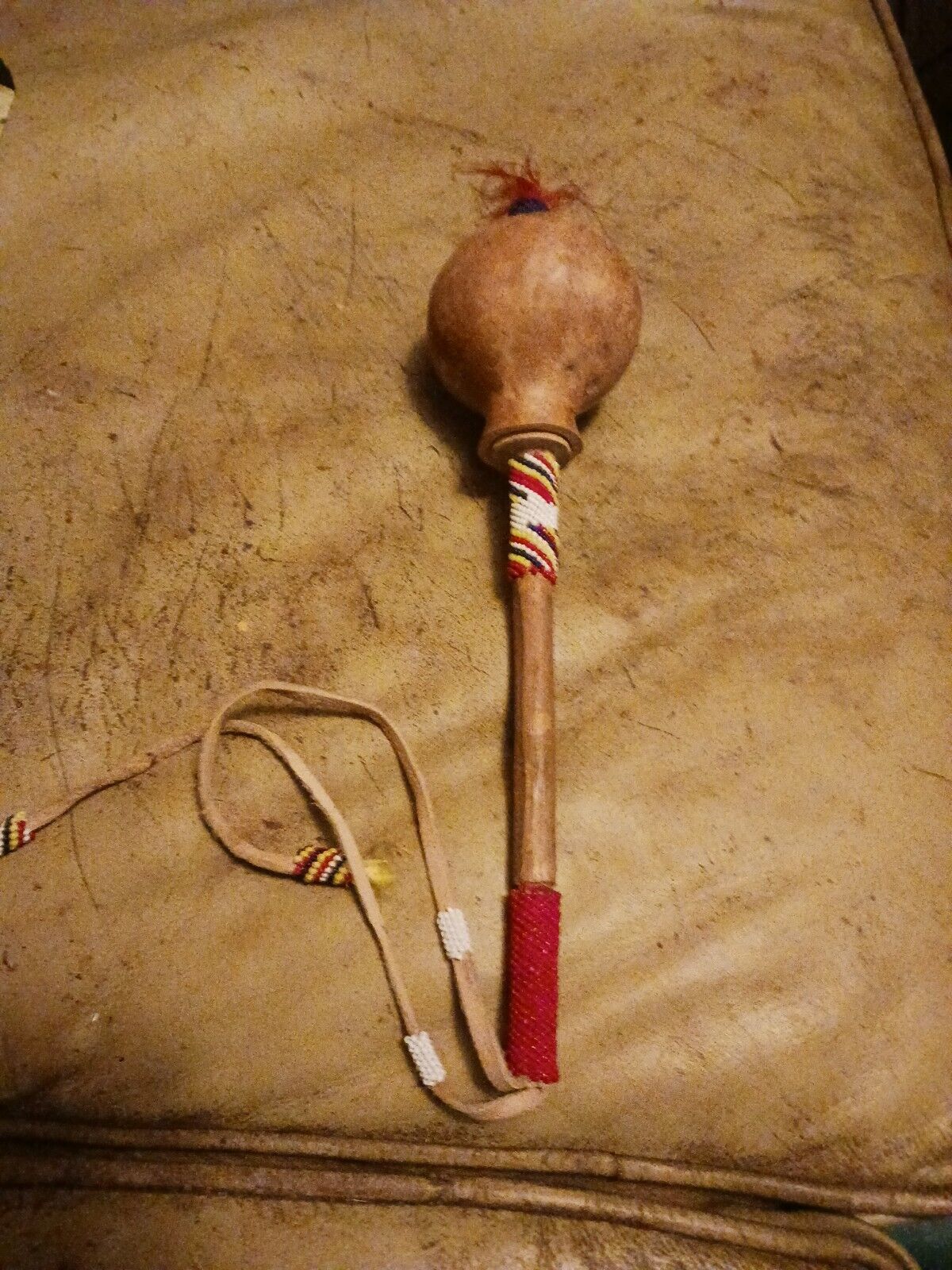 **AWESOME OLDER NATIVE AMERICAN HAND MADE  SHAMAN PEYOTE  RATTLE SHAKER**