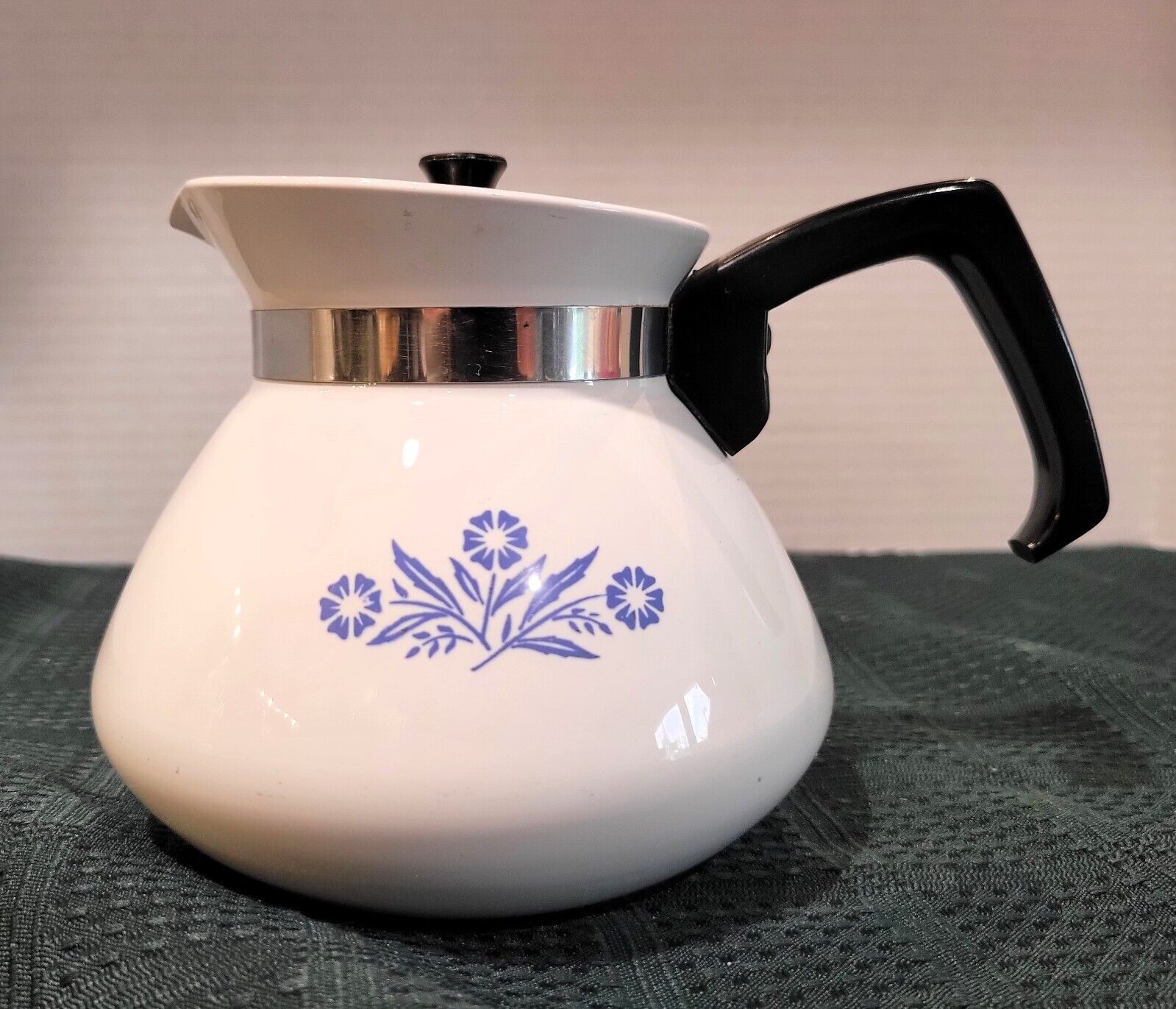 Corning ware blue cornflower stove top teapot  vintage 6 cup
