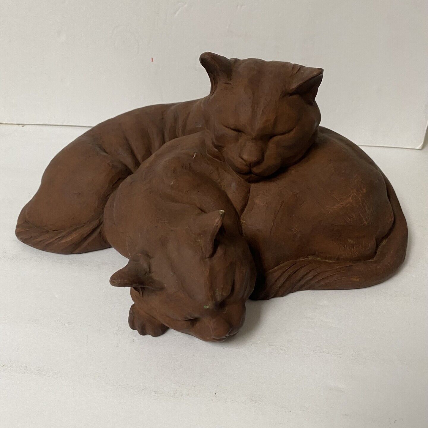Red Mill Brown Curled Cat Sculpture Figurine Vintage