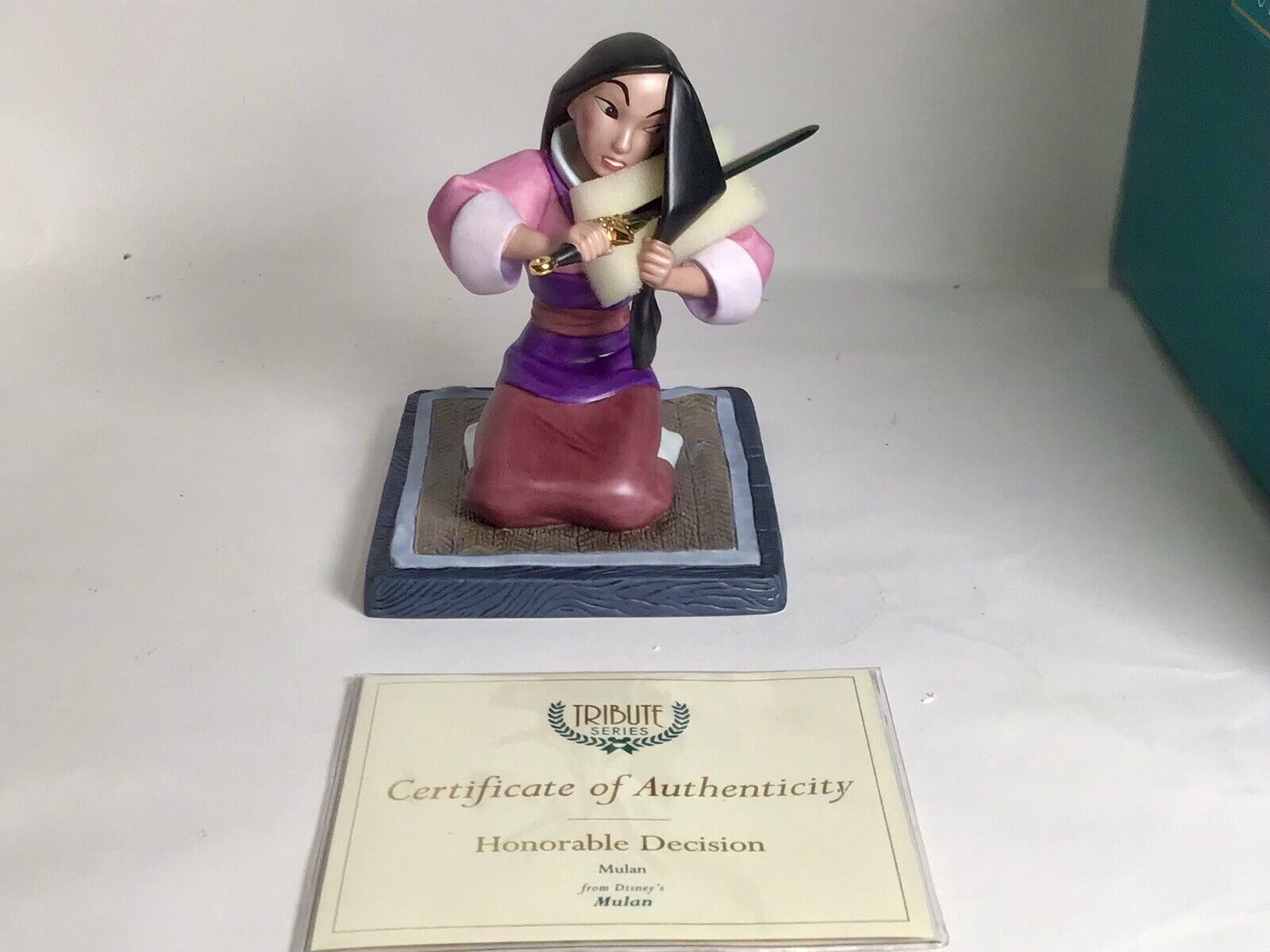 WDCC  Mulan Honorable Decision Figurine With COA