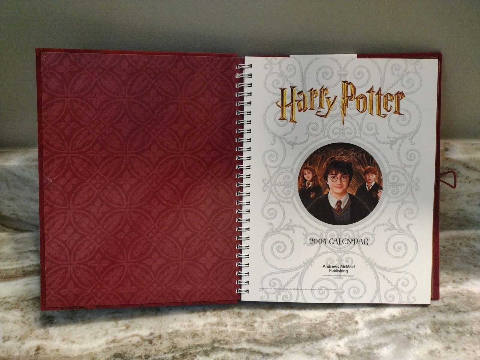 Harry Potter 2004 Calendar, Special Christmas Hardcover Rare T2