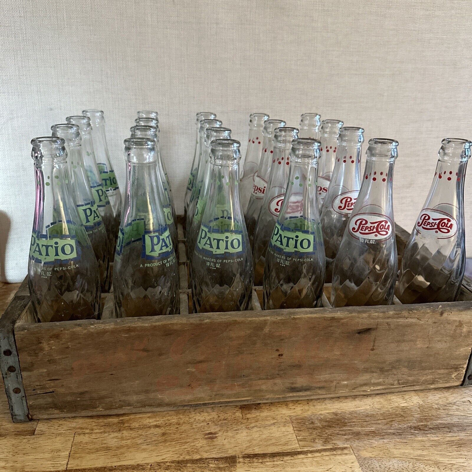 Vintage Patio Pepsi Cola Glass Bottles And Wooden Crate That Holds 24 Bottles