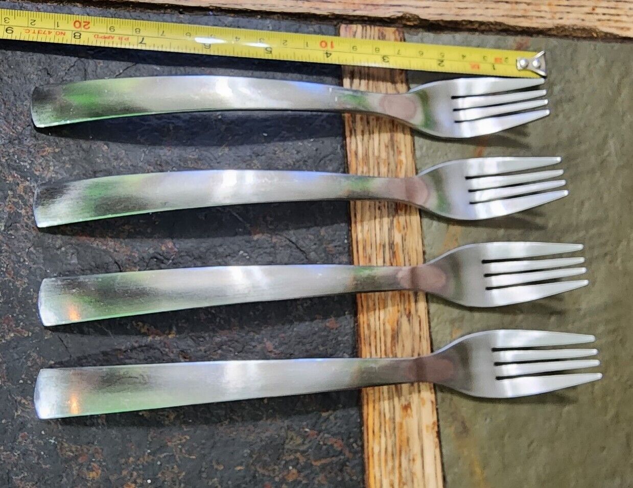 LOT OF 4 MID-CENTURY-MODERN STYLE HEAVY STAINLESS STEEL LARGE DINNER FORKS 🍽😋
