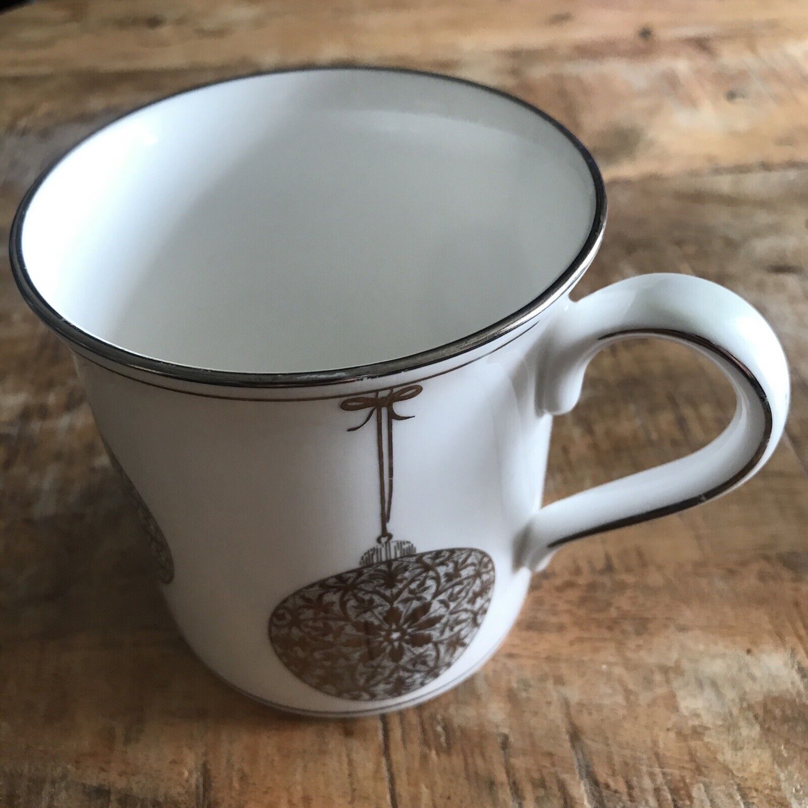 Lenox Federal Platinum Christmas Holiday Cup Mug Coffee Tea Collectable Glass.