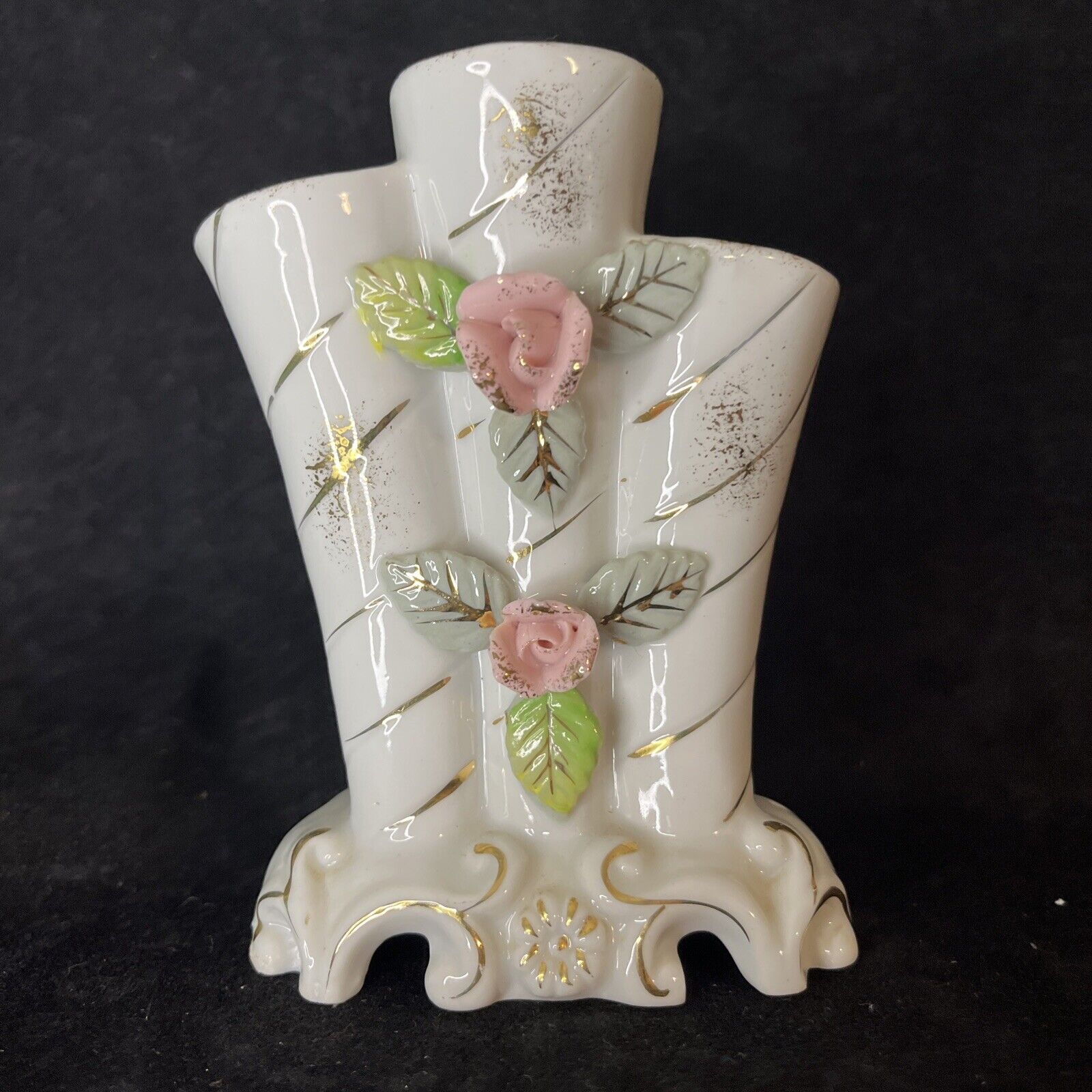 Vintage Porcelain Bud Vase With Roses 1950\'s Figurine Japan, 4.75 inches tall