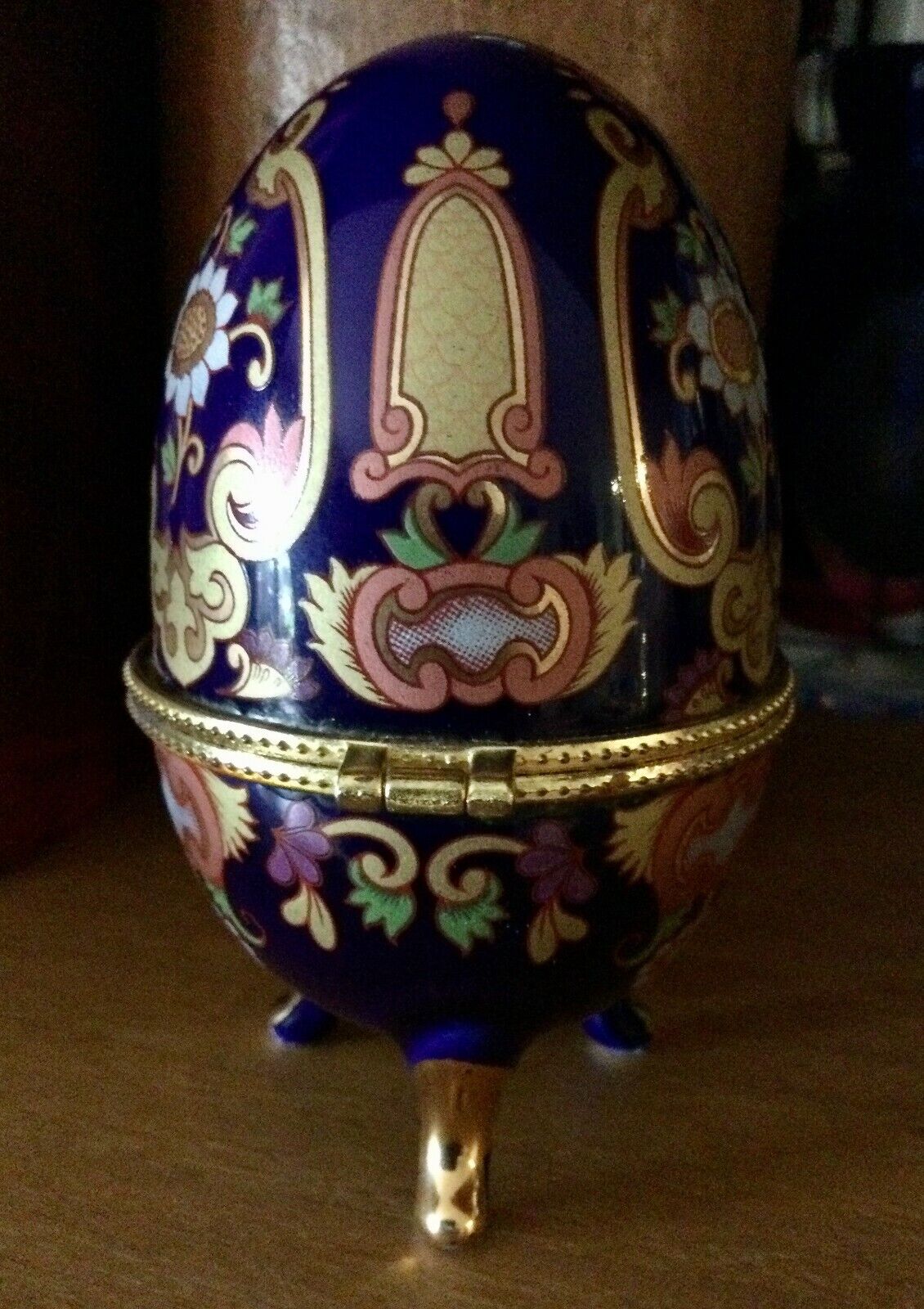 Collectible St Petersburg Porcelain Egg Hand Painted 4\