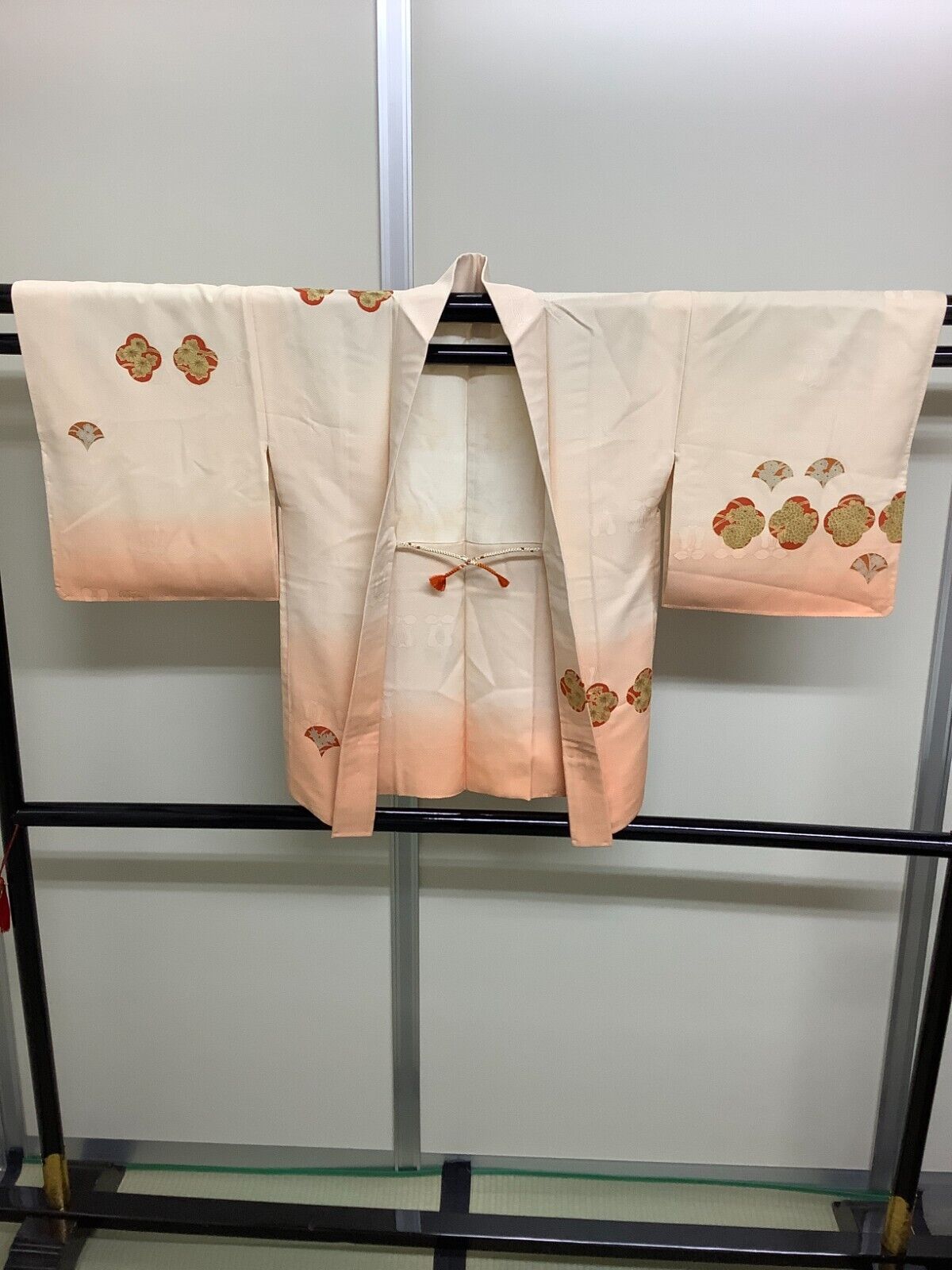 Japanese Vintage Kimono Haori Jacket pure silk beige Front string Height 30.7in